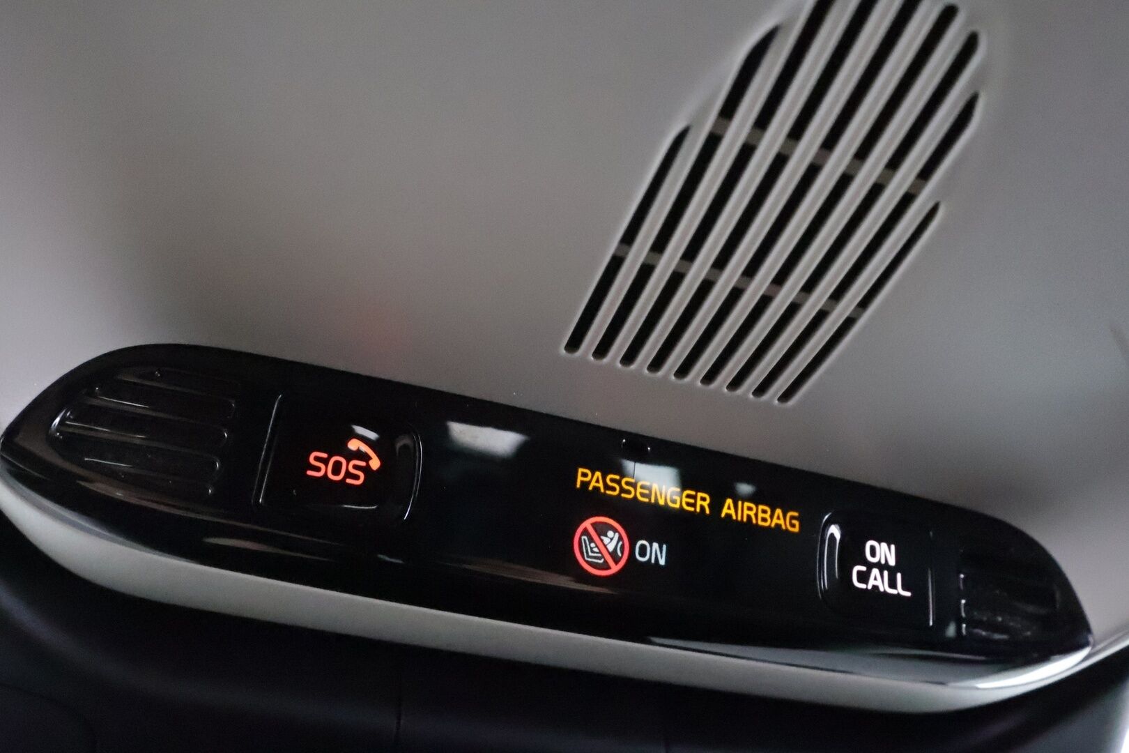 Volvo V60 2021 B4 MHEV Business aut * ACC / P.kamera / Webasto / Muistipenkki / Keyless / Nahat / Sähköluukku * - 1.Om Suomi-auto / Kahdet renkaat aluvanteilla