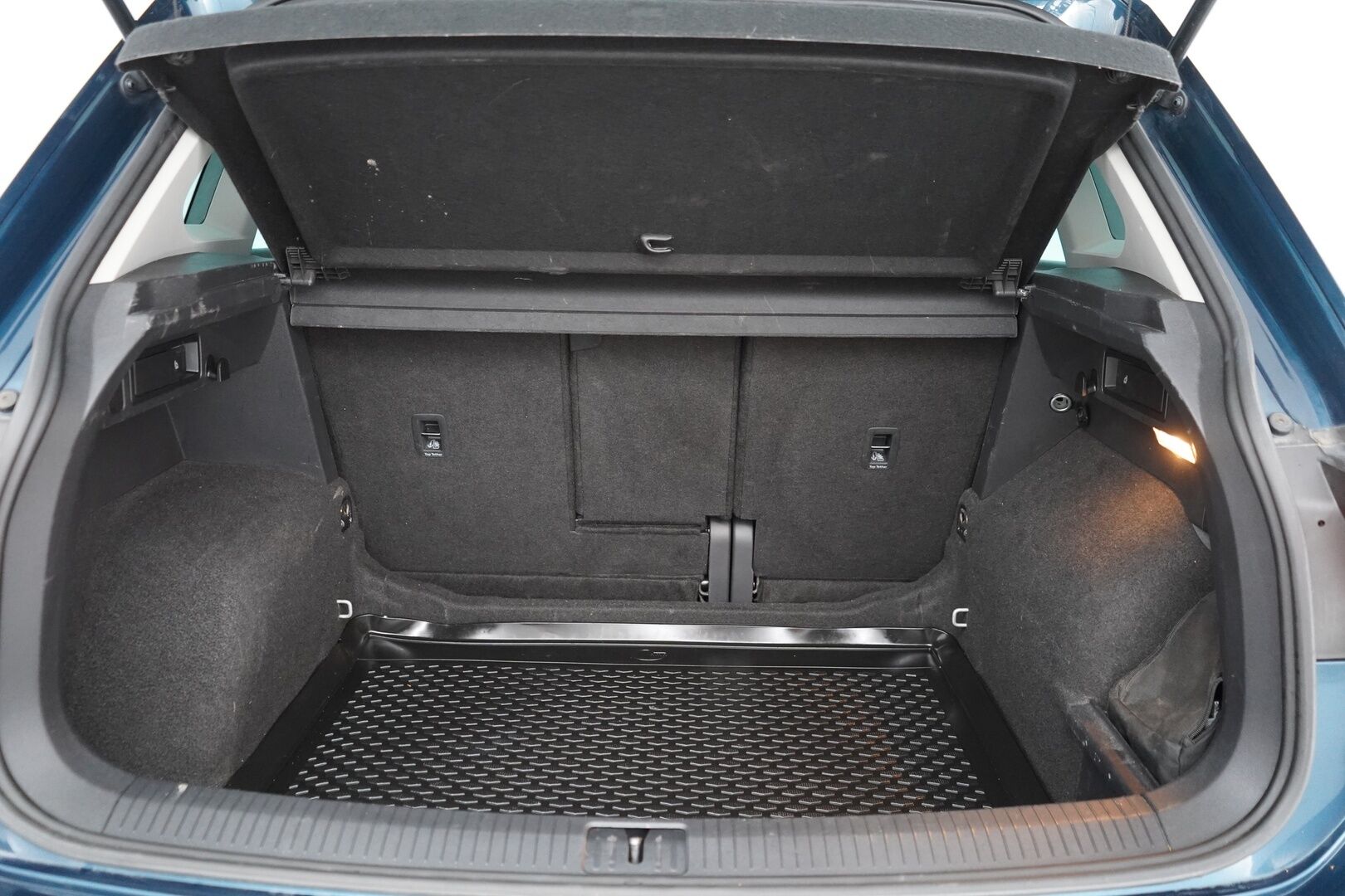 Volkswagen Tiguan 2021 1,5 TSI 110 kW DSG-automaatti - KATSO POIKKEUSHINTA! | ACC | Webasto | Lane Assist | Tutkat | Kahdet hyvät renkaat vanteilla | Viimeisin huolto 84tkm