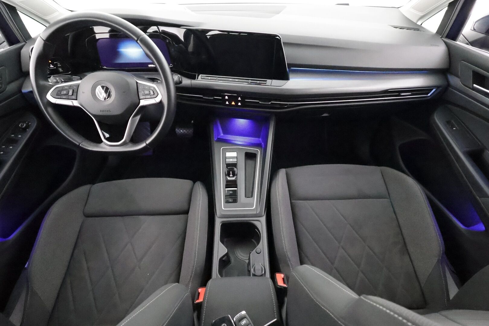 Volkswagen Golf 2021 Style eHybrid 150 kW (PHEV) DSG-automaatti - | Webasto | ACC | HUD | Matrix-LED | P.Kamera | Hierova Sporttipenkki Muistilla | Navi | Kaistavahti | Keyless | Kahdet renkaat | 2x Latauskaapelit | Suomi-auto |