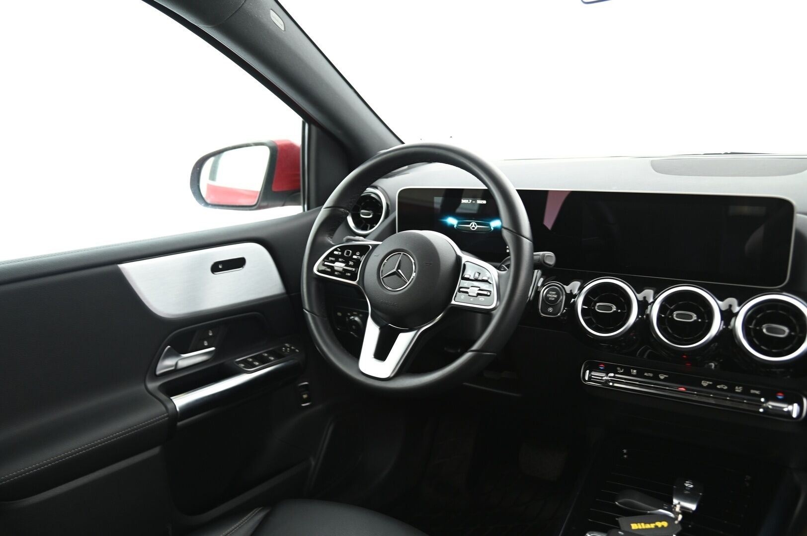 Mercedes-Benz B 2019 180 Farmari (AC)  A *Digimittaristo / S. Koukku / S. Takaluukku / P. Kamera / Sporttipenkit* - Taloudellinen / Tilava / Huippu huoltohistoria!