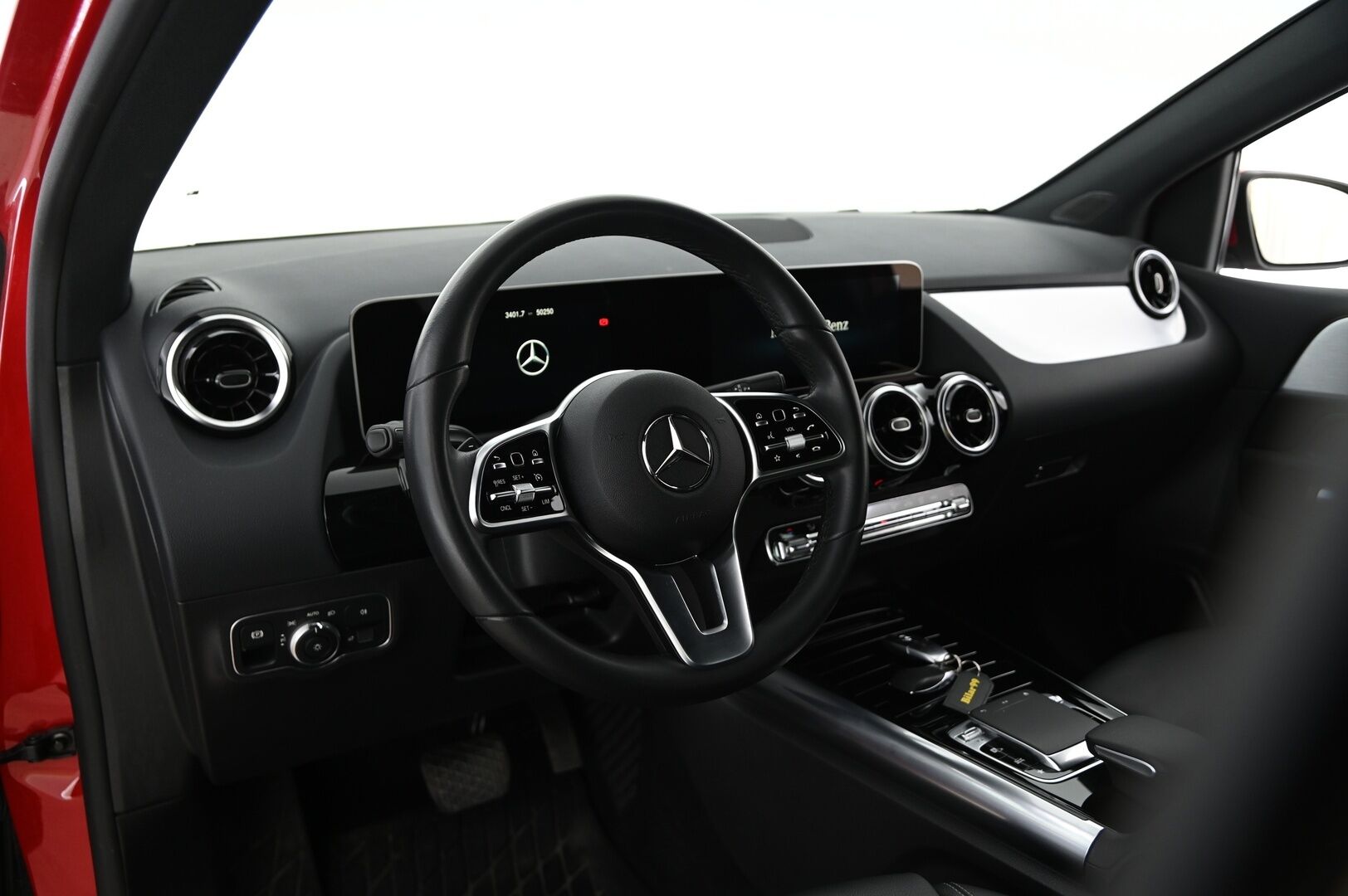 Mercedes-Benz B 2019 180 Farmari (AC)  A *Digimittaristo / S. Koukku / S. Takaluukku / P. Kamera / Sporttipenkit* - Taloudellinen / Tilava / Huippu huoltohistoria!