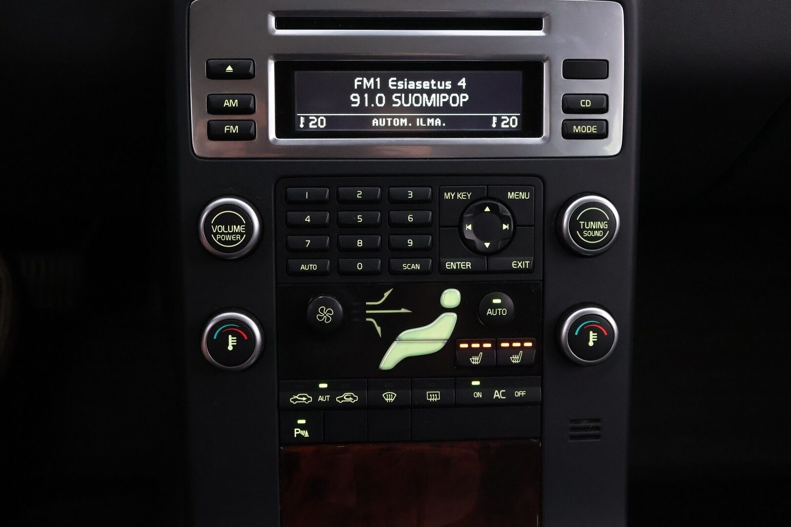 Volvo V70 2008 2,4D Summum aut - MYYDÄÄN HUUTOKAUPAT.COM! 1OM SUOMIAUTO!!!!!!