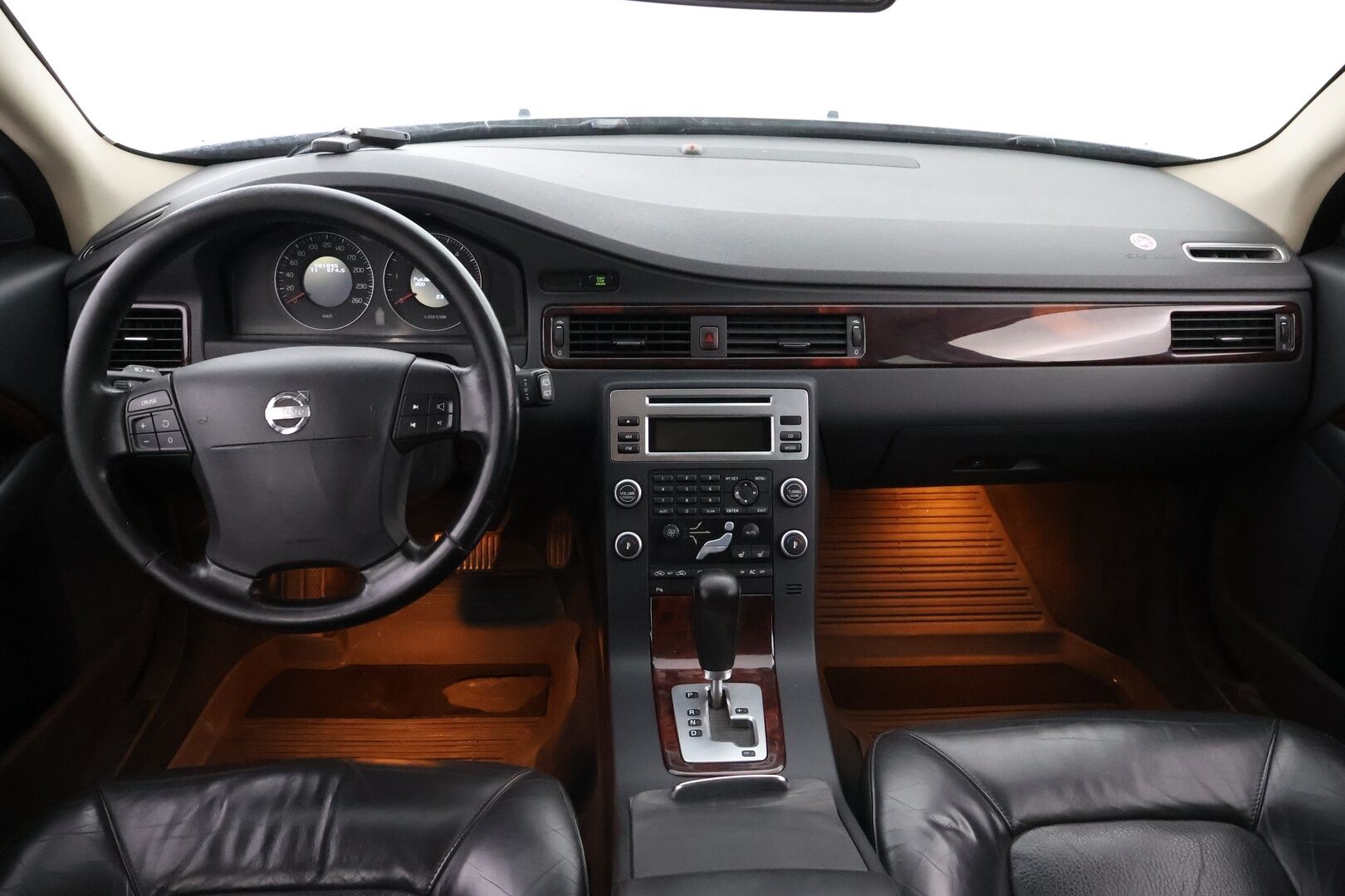 Volvo V70 2008 2,4D Summum aut - MYYDÄÄN HUUTOKAUPAT.COM! 1OM SUOMIAUTO!!!!!!