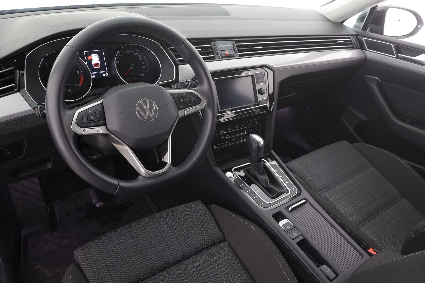 Volkswagen Passat 2021 Variant 2,0 TDI EVO SCR 110 kW DSG * ACC / Webasto / Apple & Android / LED / P.tutkat / 3-alueinen ilmastointi * - 1.om Suomi-auto /  Merkkihuollettu / Kahdet renkaat7 Juuri katsastettu! - HULLUT AVAJAISHULINAT KORKOTARJOUS 3,29 %