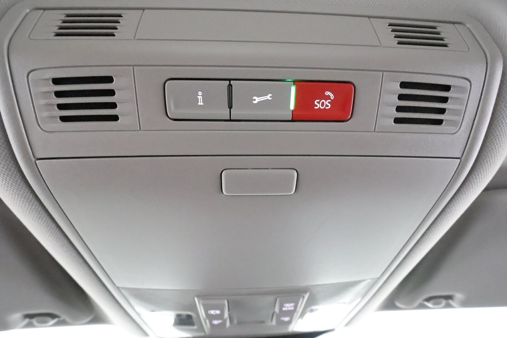 Volkswagen Passat 2021 Variant 2,0 TDI EVO SCR 110 kW DSG * ACC / Webasto / Apple & Android / LED / P.tutkat / 3-alueinen ilmastointi * - 1.om Suomi-auto /  Merkkihuollettu / Kahdet renkaat7 Juuri katsastettu! - HULLUT AVAJAISHULINAT KORKOTARJOUS 3,29 %