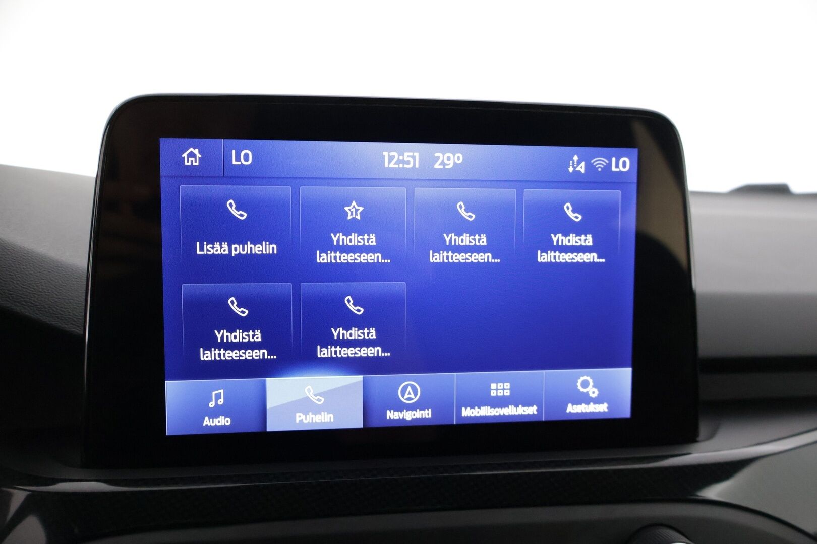 Ford Focus 2021 1,5 TDCi EcoBlue 120hv A8 ST-Line Wagon * Webasto / Adapt. vakkari / Lämmitettävä tuulilasi / P-kamera / AppleCarPlay * - * Suomi-auto / Merkkiliikkeen huoltokirja! / Kahdet renkaat omilla alumiinivanteilla! *