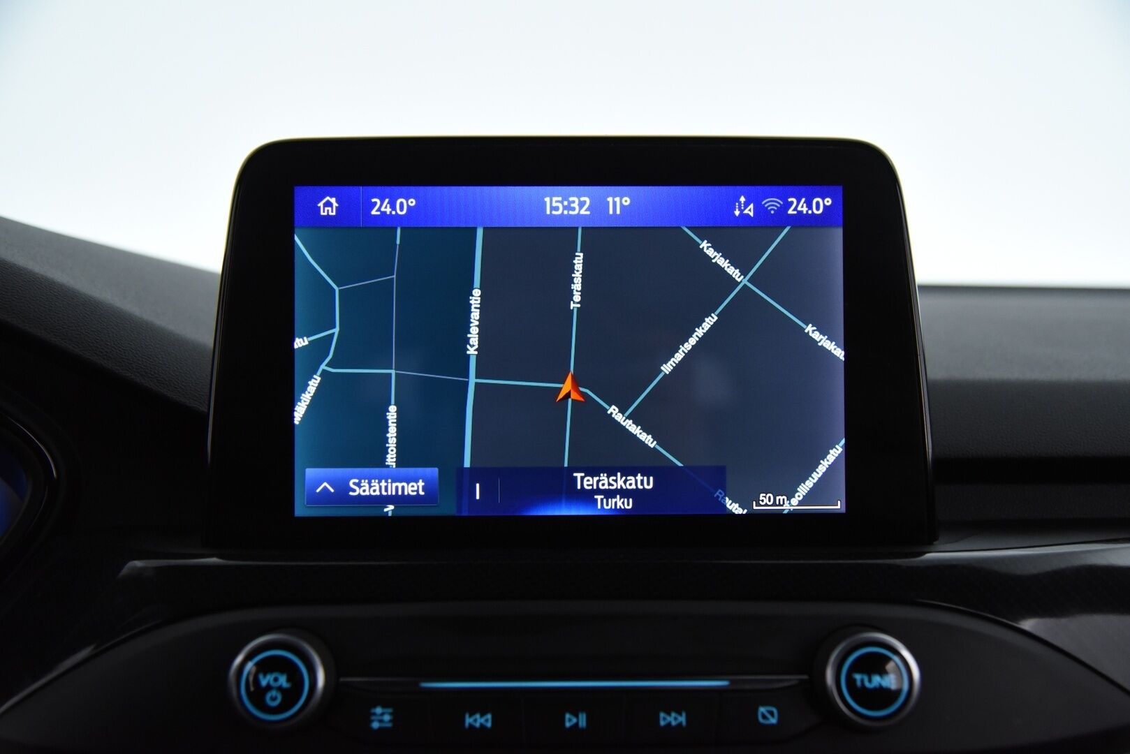 Ford Focus 2021 1,5 TDCi EcoBlue 120hv A8 ST-Line Wagon * Webasto / Adapt. vakkari / Lämmitettävä tuulilasi / P-kamera / Koukku / Kaistavahti - Suomi-auto / Kahdet renkaat omilla alumiinivanteilla / Hihna tehty 2025  / Juuri huollettu!