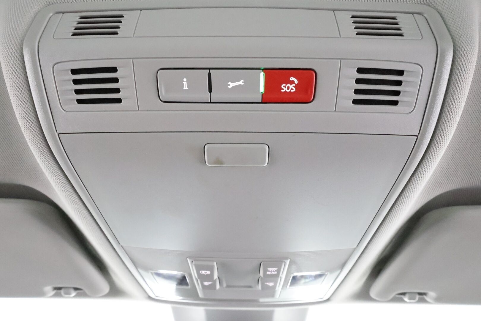 Skoda Superb 2021 Combi 1,4 TSI PHEV Style iV DSG * Webasto / Koukku / ACC / Matrix-LED / P.kamera / Canton / Navi / Muistipenkit * - 1-om Suomi-auto / 2x Latauskaapelit / ALV-Vähennyskelpoinen / Merkkihuollettu!