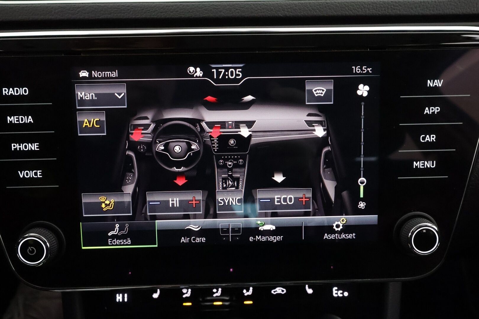 Skoda Superb 2021 Combi 1,4 TSI PHEV Style iV DSG * Webasto / Koukku / ACC / Matrix-LED / P.kamera / Canton / Navi / Muistipenkit * - 1-om Suomi-auto / 2x Latauskaapelit / ALV-Vähennyskelpoinen / Merkkihuollettu!