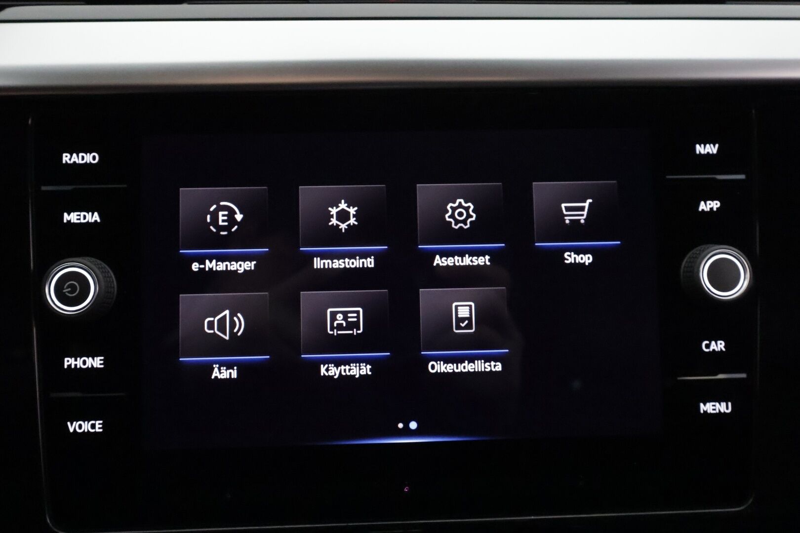 Volkswagen Arteon 2022 Shooting Brake R-Line eHybrid 160 kW DSG-automaatti - | ACC | Webasto | Koukku | Hierova ergocomfort Istuin | LED | P.Kamera | Puolinahat | Apple&Android | Kahdet Renkaat |