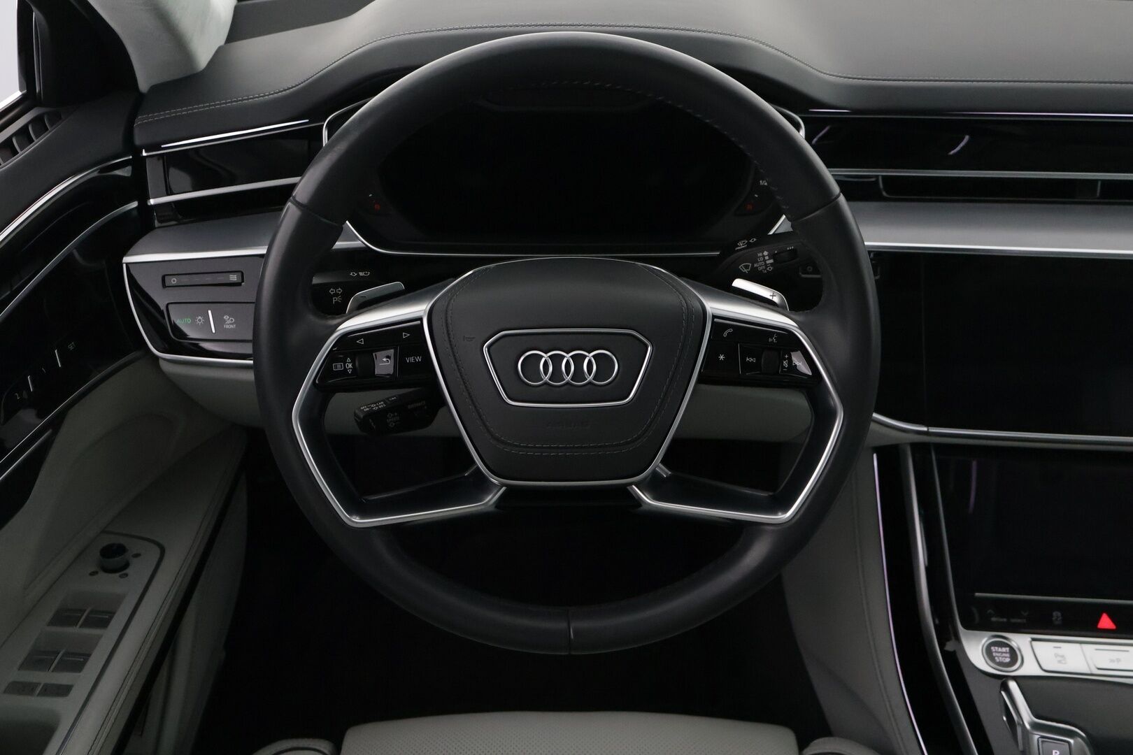 Audi A8 2021 Sedan Lang 60 TFSI e quattro tiptronic *Häikäsevät varusteet / HD Matrix LED+Laser / TV / Sähkösäätöiset etu- ja takaistuimet hieronnalla & ilmastoinnilla / HUD / Yönäkö / Panorama / Imuovet* - 3,99% KORKOTARJOUS TÄHÄN AUTOON 21.9. ASTI - *Akku kuntotarkistettu! / 1-omisteinen Suomi-auto! / Todella hieno yksilö!*