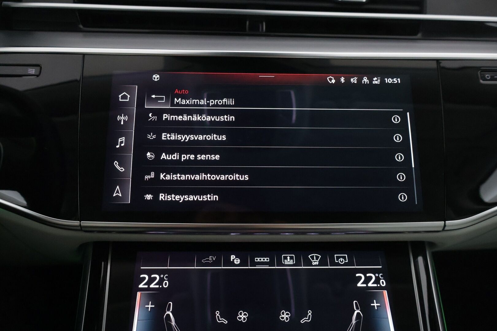Audi A8 2021 Sedan Lang 60 TFSI e quattro tiptronic *Häikäsevät varusteet / HD Matrix LED+Laser / TV / Sähkösäätöiset etu- ja takaistuimet hieronnalla & ilmastoinnilla / HUD / Yönäkö / Panorama / Imuovet* - 3,99% KORKOTARJOUS TÄHÄN AUTOON 21.9. ASTI - *Akku kuntotarkistettu! / 1-omisteinen Suomi-auto! / Todella hieno yksilö!*