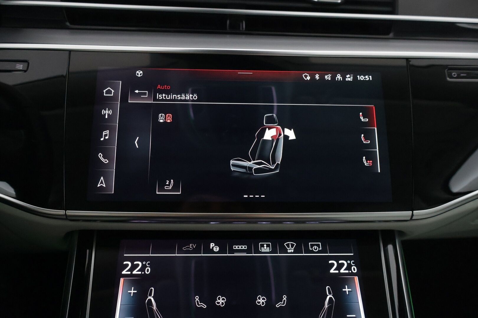 Audi A8 2021 Sedan Lang 60 TFSI e quattro tiptronic *Häikäsevät varusteet / HD Matrix LED+Laser / TV / Sähkösäätöiset etu- ja takaistuimet hieronnalla & ilmastoinnilla / HUD / Yönäkö / Panorama / Imuovet* - 3,99% KORKOTARJOUS TÄHÄN AUTOON 21.9. ASTI - *Akku kuntotarkistettu! / 1-omisteinen Suomi-auto! / Todella hieno yksilö!*