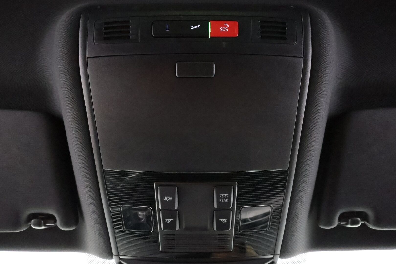 Volkswagen Passat 2021 Variant R-Line 2,0 TDI EVO SCR 110 kW DSG * ACC / Webasto / Matrix LED / Koukku / Sporttinahat / Keyless * - 1.Om Suomi-auto / Kahdet renkaat