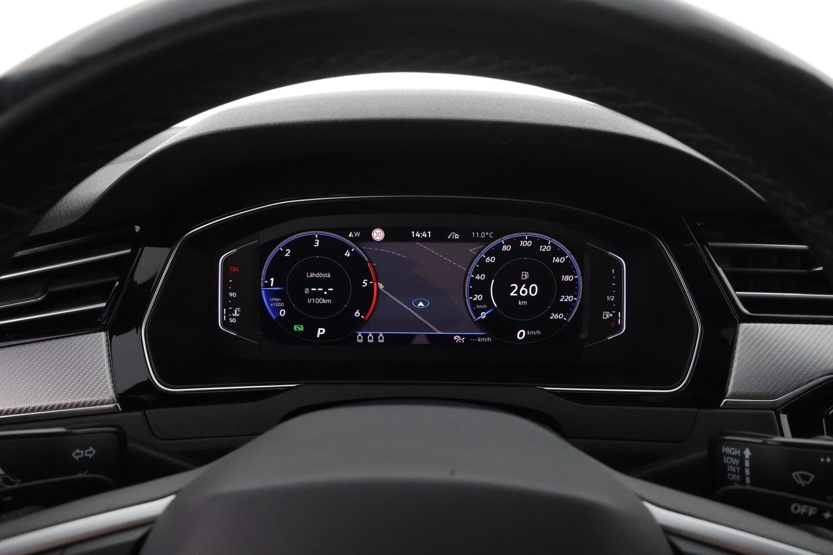 Volkswagen Passat 2021 Variant R-Line 2,0 TDI EVO SCR 110 kW DSG * ACC / Webasto / Matrix LED / Koukku / Sporttinahat / Keyless * - 1.Om Suomi-auto / Kahdet renkaat