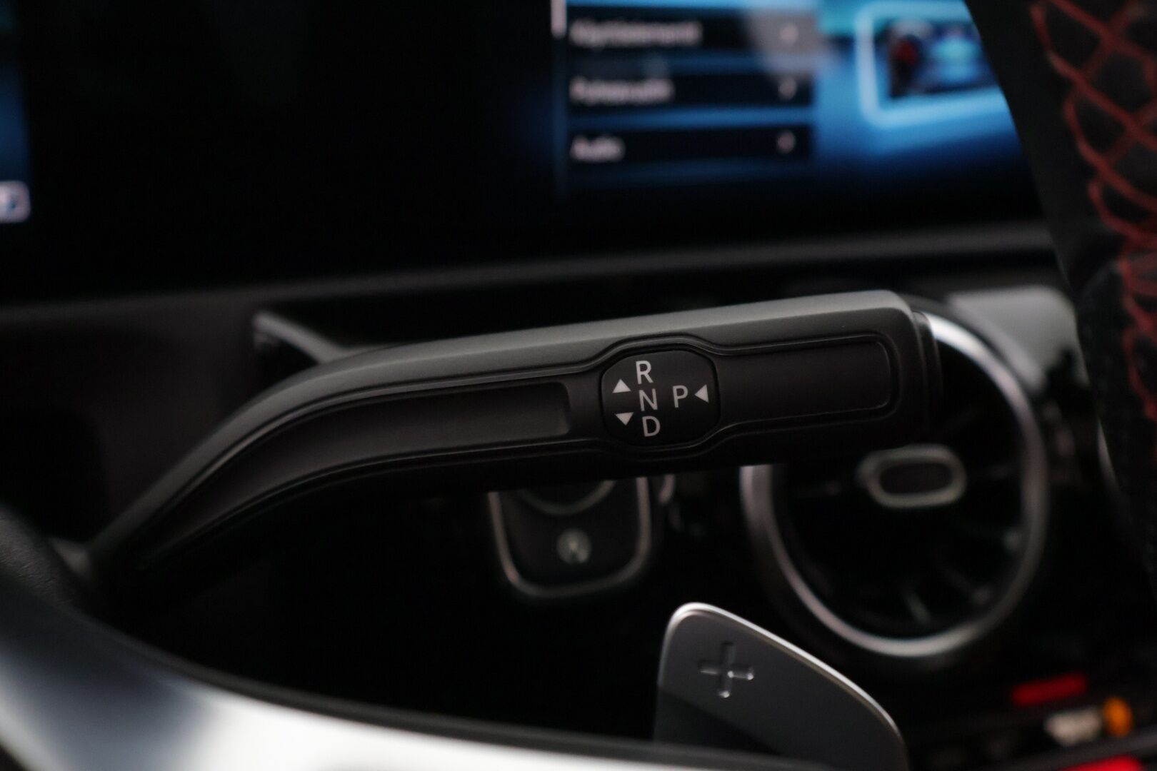 Mercedes-Benz A 2018 200 A Business AMG / P.Kamera  / Widescreen / Panorama / LED / Navi / - *Näyttävä / Hyvin pidetty / Huippu siisti!*