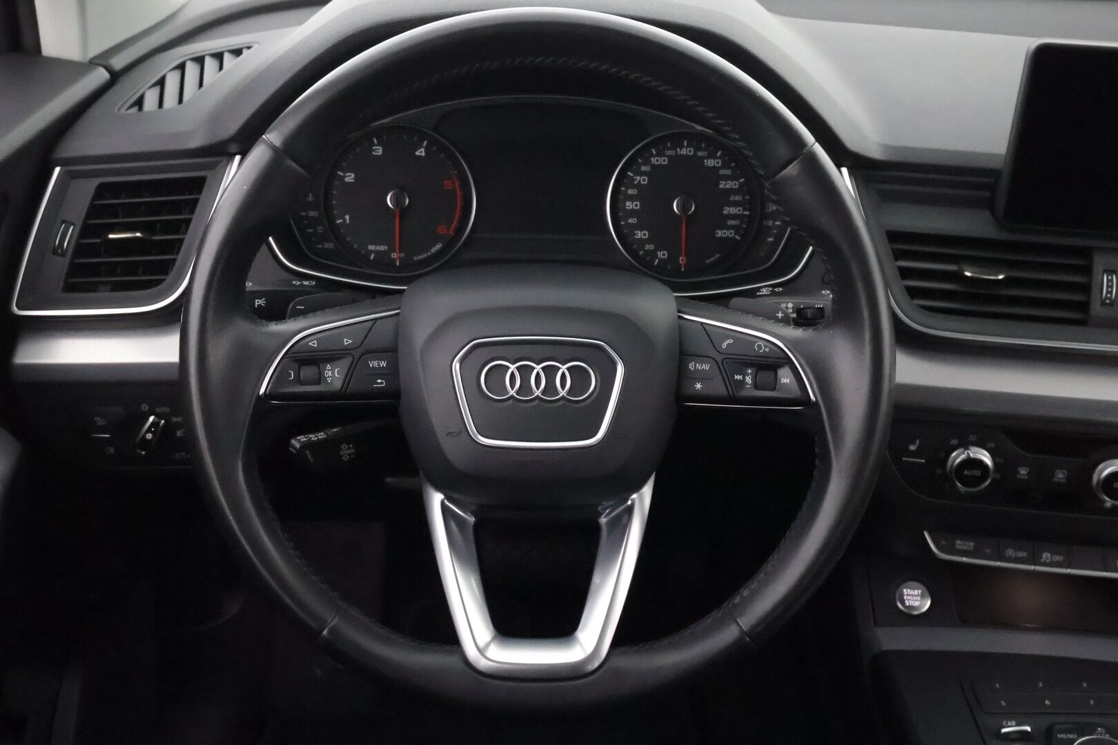 Audi Q5 2017 Business 2,0 TDI 140 kW quattro S tronic - Webasto | Vetokoukku | LED | Peruutustutkat | Sporttipenkit | Facelift | Tehokkaampi malli!