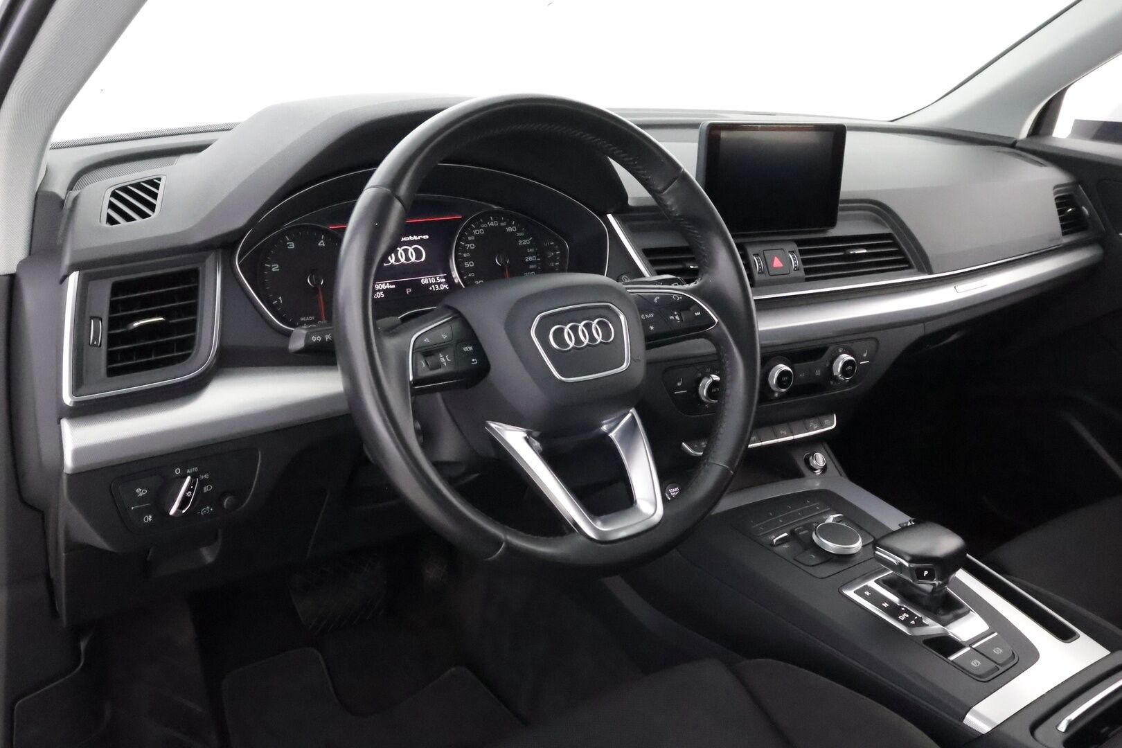 Audi Q5 2017 Business 2,0 TDI 140 kW quattro S tronic - Webasto | Vetokoukku | LED | Peruutustutkat | Sporttipenkit | Facelift | Tehokkaampi malli!