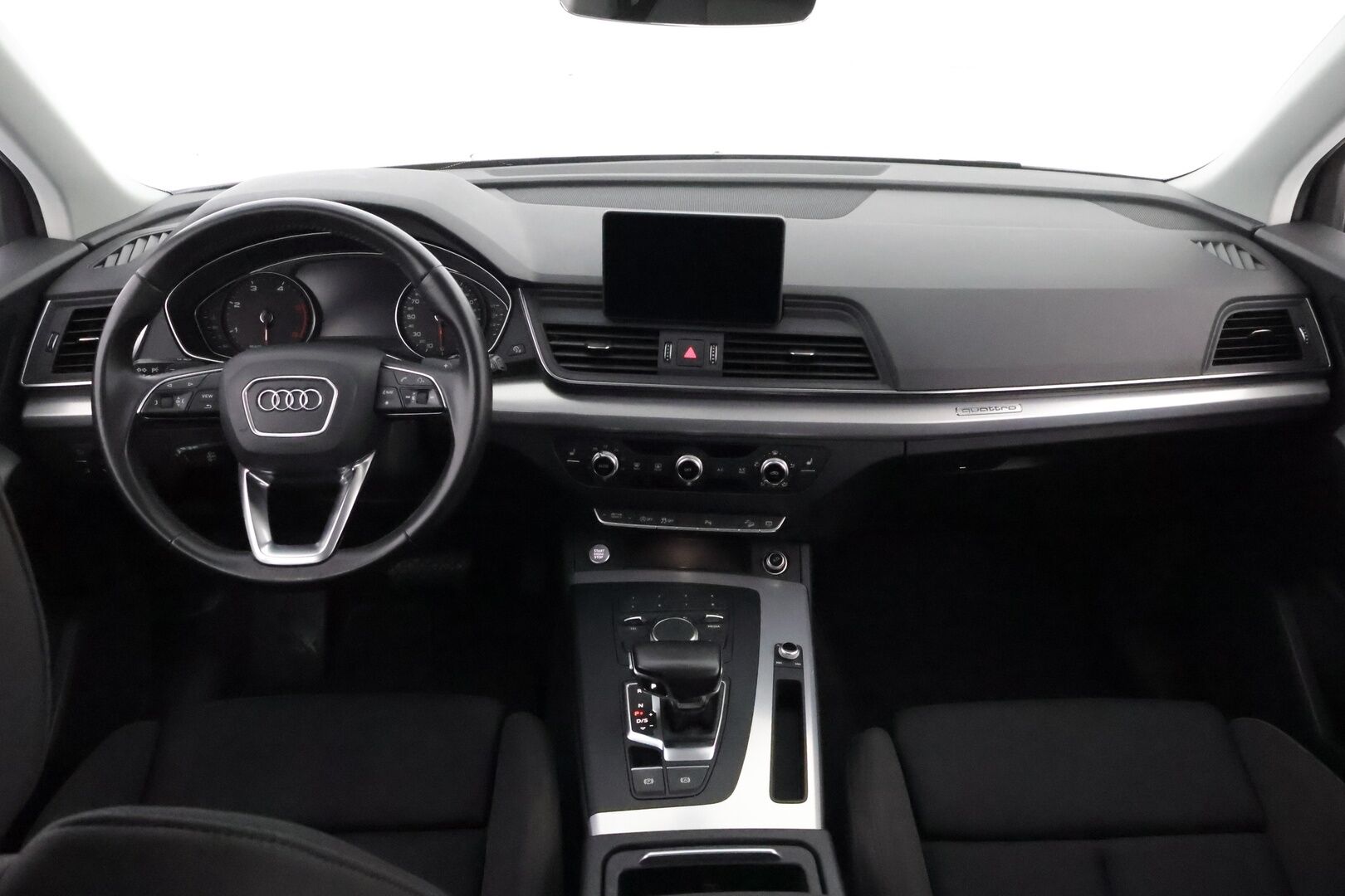 Audi Q5 2017 Business 2,0 TDI 140 kW quattro S tronic - Webasto | Vetokoukku | LED | Peruutustutkat | Sporttipenkit | Facelift | Tehokkaampi malli!