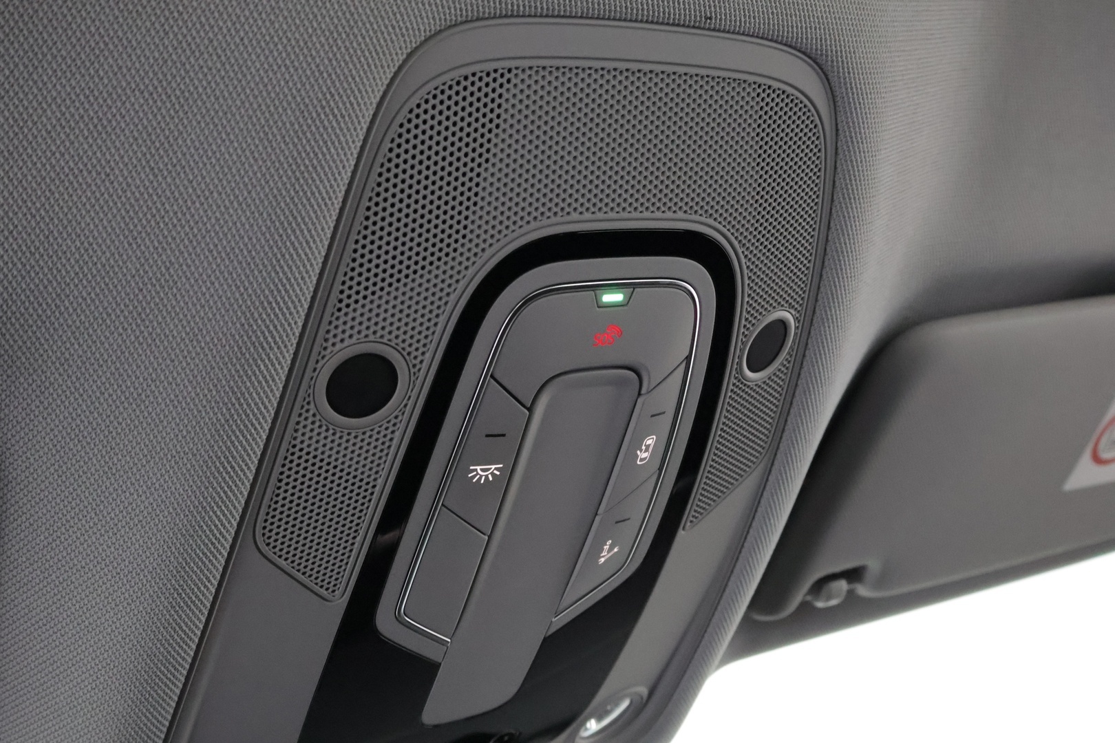 Audi Q5 2017 Business 2,0 TDI 140 kW quattro S tronic * Webasto / Vetokoukku / LED / Peruutustutkat / Sporttipenkit - Tulossa Myyntiin! / Jakopää tehty!