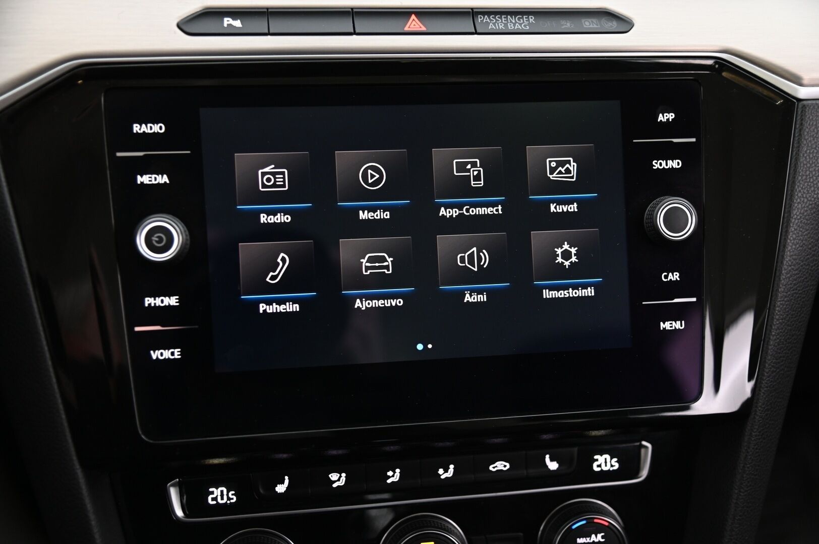 VOLKSWAGEN PASSAT 2018 2.0 TDI Variant Highline 4Motion Dsg Autom. - *ALV-VÄHENNYSKELPOINEN* *HUIPPUVARUSTEET* *WEBASTO, ADAPTIIVINEN VAKKARI, NAHKA-ALCANTARA, KOUKKU, KAMERA, TUTKAT*