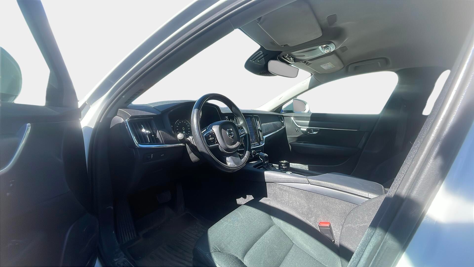 Volvo V90 2017 D3 Business aut * Webasto / VOC / Adapt.Vakkari / Ratinlämmitys / Vetokoukku*