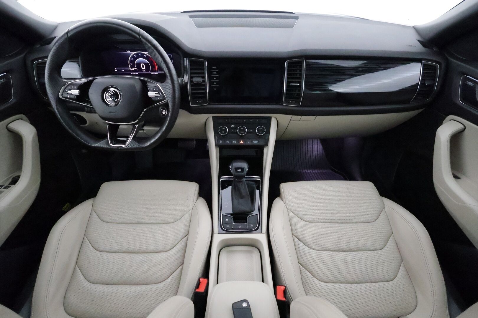 Skoda Kodiaq 2021 2,0 TDI 150 Exclusive Business DSG **Canton / Panorama / Ilmastoidut muistipenkit / 360 Kamera** - 1-om. Suomi-auto / Adapt. vakkari / Webasto / Digimittaristo / Keyless / Apple&Android