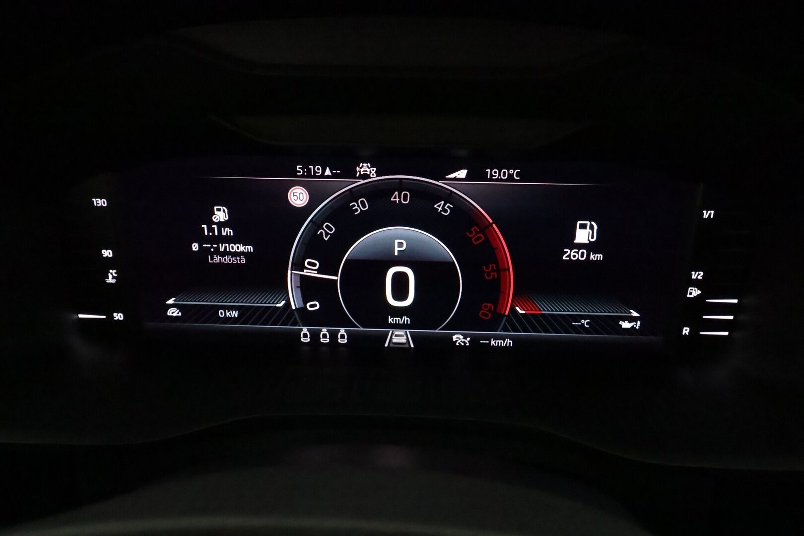 Skoda Kodiaq 2021 2,0 TDI 150 Exclusive Business DSG **Canton / Panorama / Ilmastoidut muistipenkit / 360 Kamera** - 1-om. Suomi-auto / Adapt. vakkari / Webasto / Digimittaristo / Keyless / Apple&Android