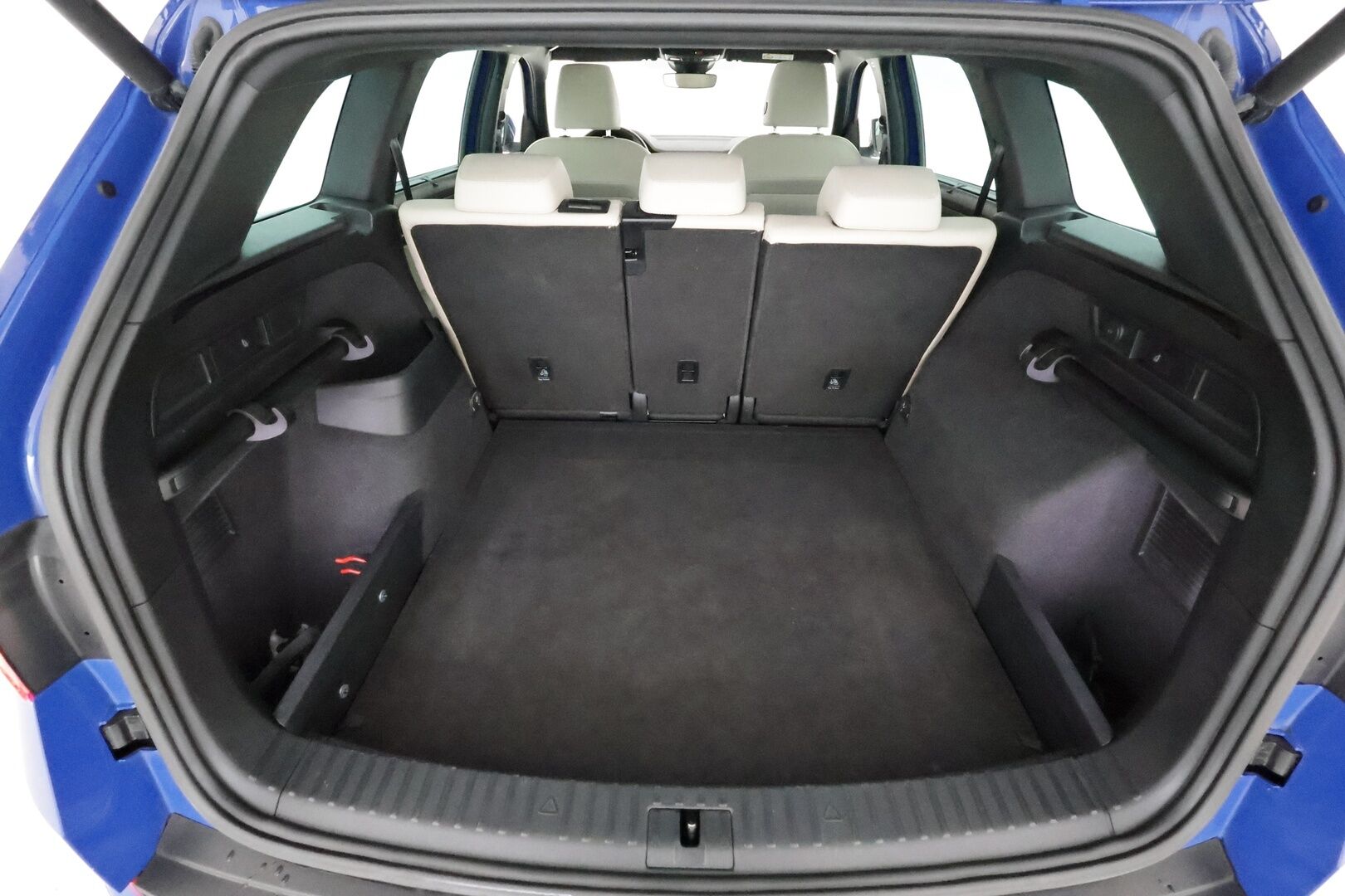 Skoda Kodiaq 2021 2,0 TDI 150 Exclusive Business DSG **Canton / Panorama / Ilmastoidut muistipenkit / 360 Kamera** - 1-om. Suomi-auto / Adapt. vakkari / Webasto / Digimittaristo / Keyless / Apple&Android