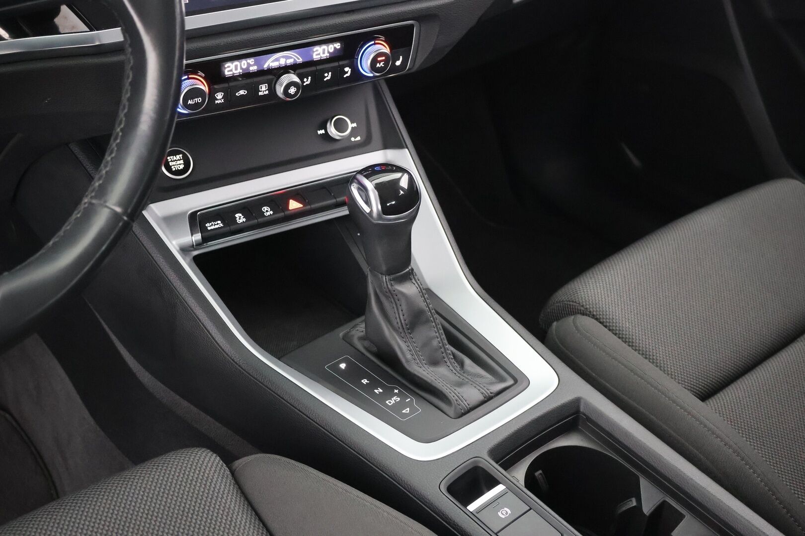 Audi Q3 2021 Business 35 TFSI 110 kW MHEV S tronic - ACC | Webasto | Digimittaristo | LED | Hyvä huoltohistoria! 
