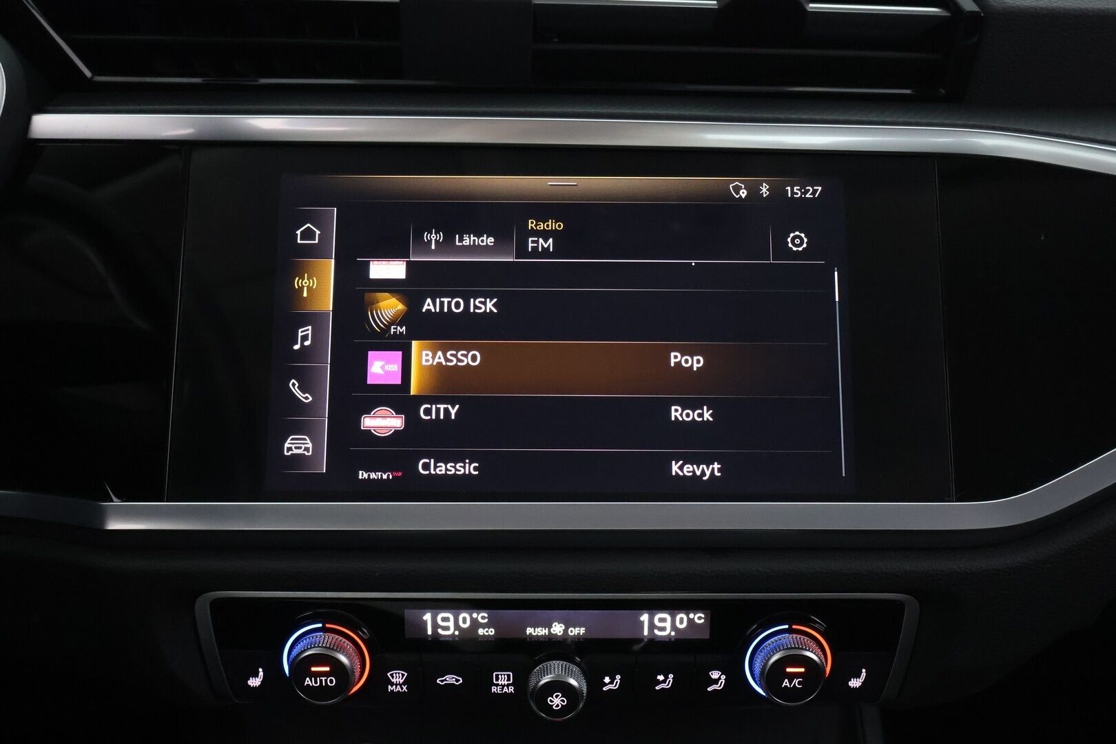 Audi Q3 2021 Business 35 TFSI 110 kW MHEV S tronic - ACC | Webasto | Digimittaristo | LED | Hyvä huoltohistoria! 