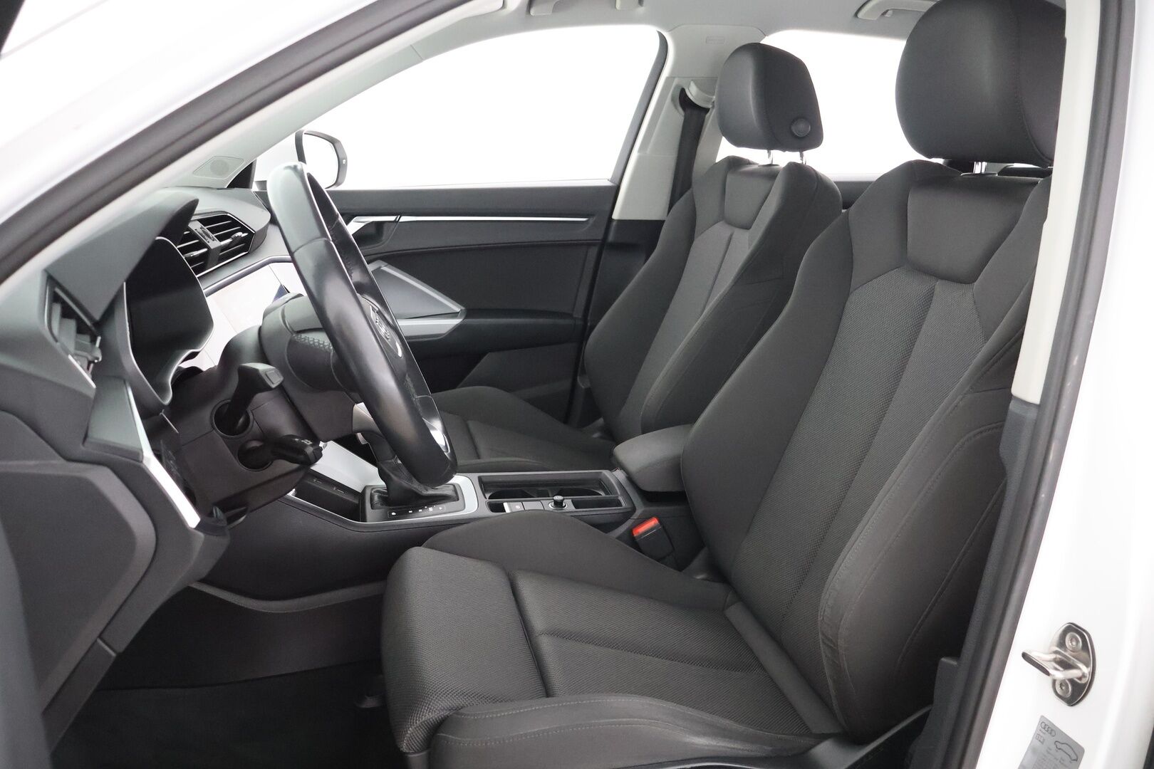 Audi Q3 2021 Business 35 TFSI 110 kW MHEV S tronic - ACC | Webasto | Digimittaristo | LED | Hyvä huoltohistoria! 