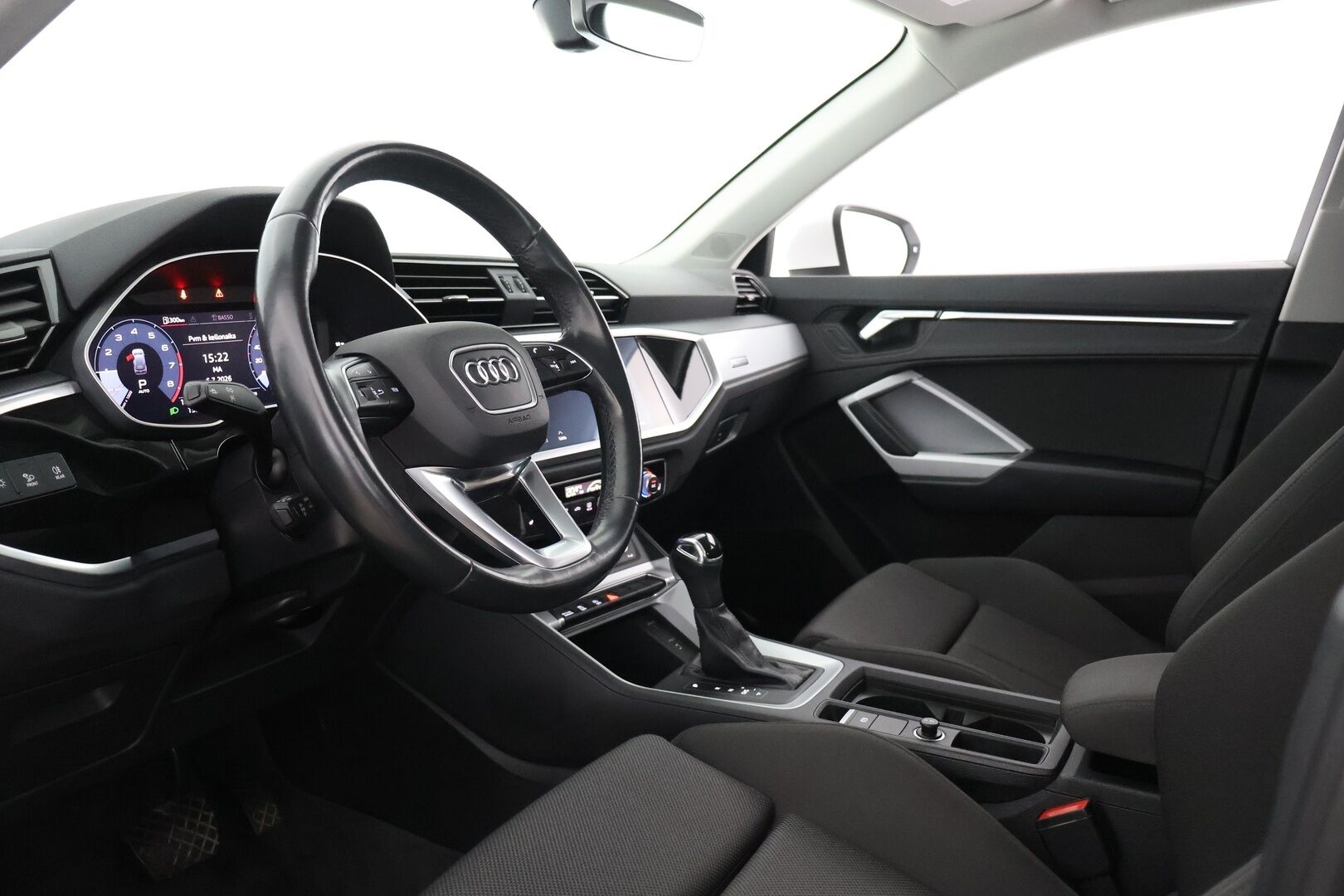 Audi Q3 2021 Business 35 TFSI 110 kW MHEV S tronic - ACC | Webasto | Digimittaristo | LED | Hyvä huoltohistoria! 