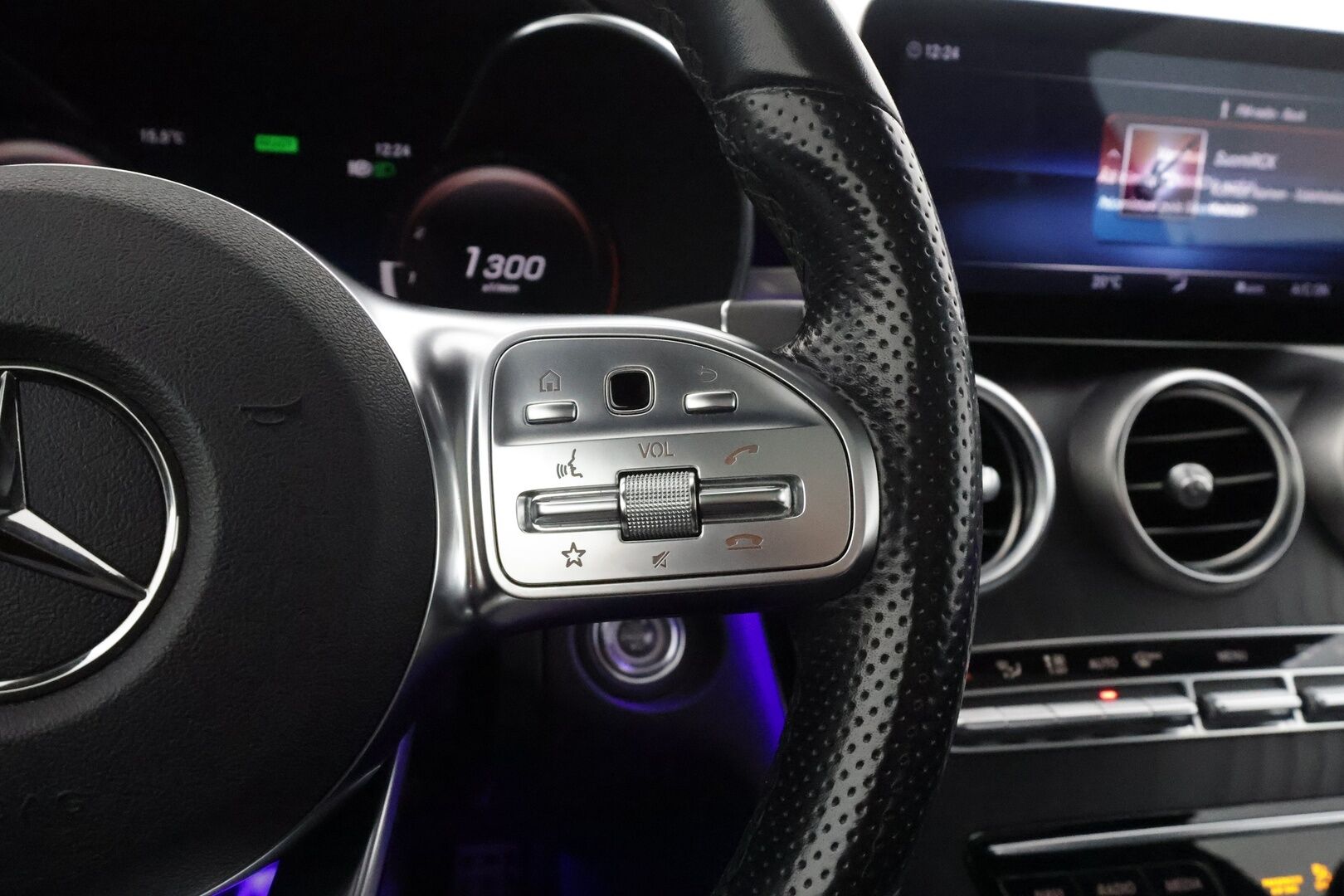 Mercedes-Benz C 2019 200 4Matic A Business AMG - | Facelift | Burmester | 360° | Panorama | Multibeam | Digimittaristo | Ambient light | Keyless | Nahka-alcantara sporttipenkit | Apple & Android |