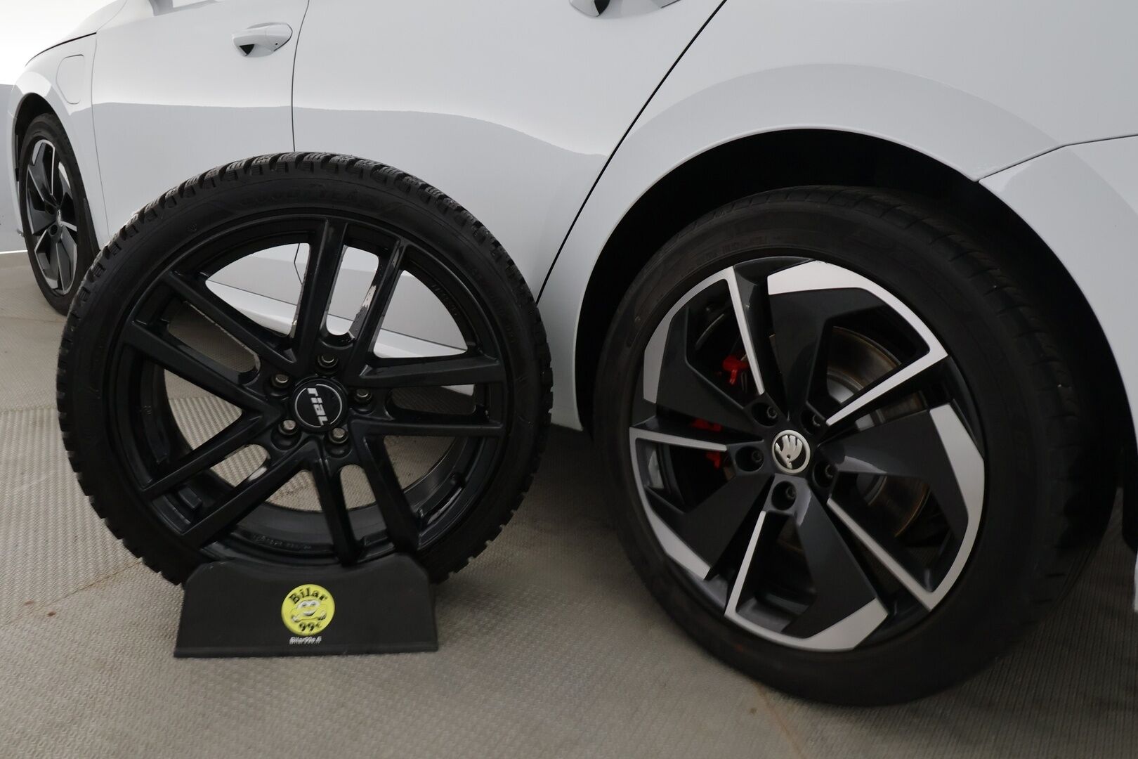 Skoda Octavia 2021 Combi 1,4 TSI PHEV RS iV DSG Autom. - | ACC | Webasto | Matrix-LED | P.Kamera | Ratinlämmitys | HUD | Navi | Keyless | Apple&Android | Suomi-auto | Kahdet Renkaat | Merkkihuollettu |