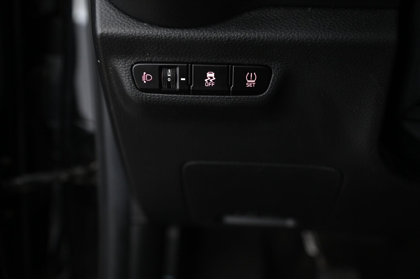 Kia Picanto 2021 1,0 LX 4P *Lohko sisäpistokkeella / Ratinlämmitys / Ilmastointi* - *Suomi-auto / juuri tullut*