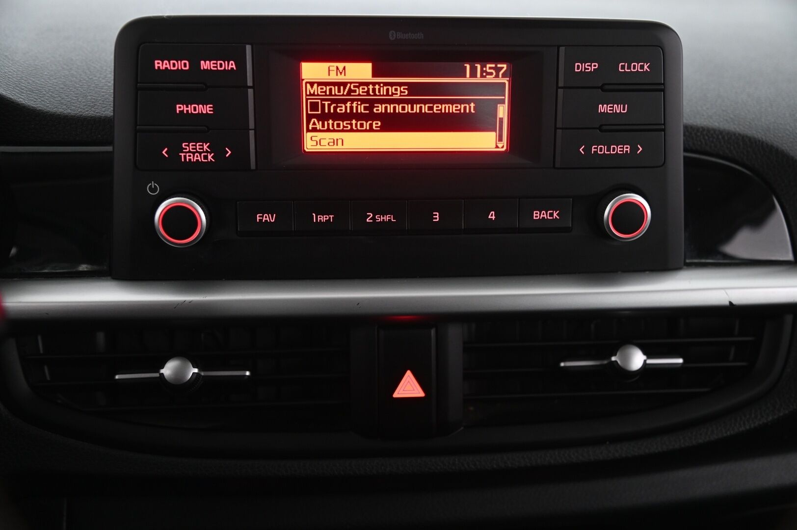 Kia Picanto 2021 1,0 LX 4P *Lohko sisäpistokkeella / Ratinlämmitys / Ilmastointi* - *Suomi-auto / juuri tullut*