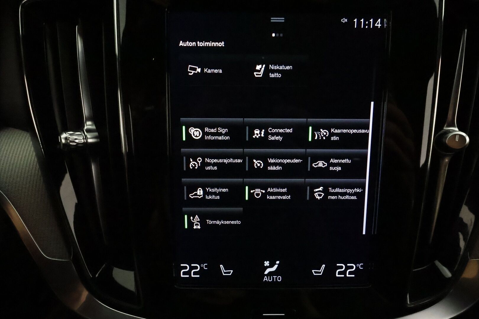 Volvo V60 2022 T8 TwE AWD Business R-Design Edition aut **ACC / Full LED / Muistipenkki / Koukku / Webasto / Navi / P.kamera / Sporttipenkit** - 3,99 % KORKOTARJOUS TÄHÄN AUTOON 7.9. ASTI! - 1-om. Suomi-auto / Kahdet renkaat aluvanteilla / Merkkihuollettu 