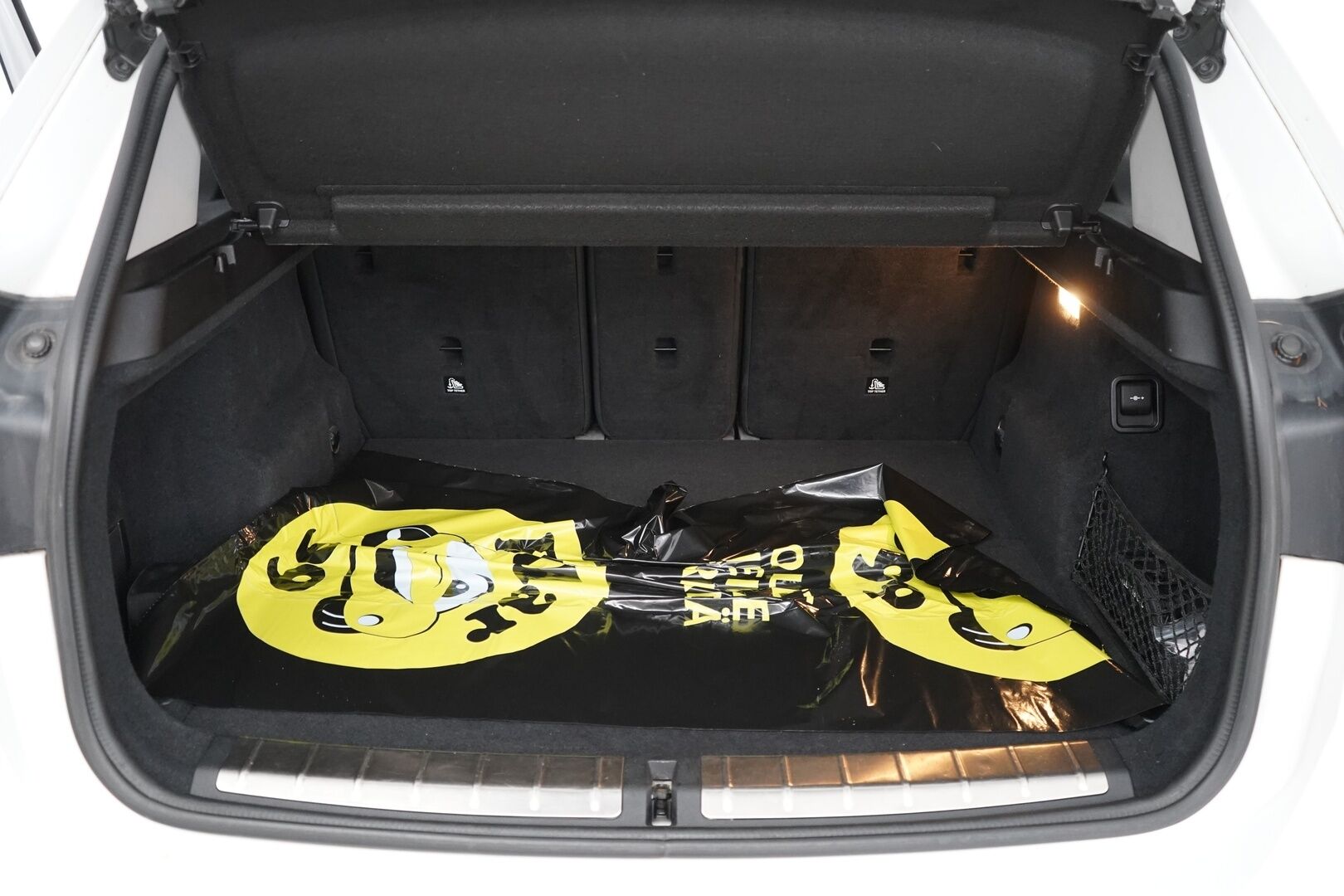 BMW X1 2016 sDrive18d A Business *Tutkat / Sporttipenkit / Vakionopeudensäädin / Navi* - NYT POIKKEUSHINTAAN!! / Juuri huollettu & katsastettu / BMW:N vanteet alla! / Alletaittuva koukku! - HULLUT AVAJAISHULINAT KORKOTARJOUS 3,29 %