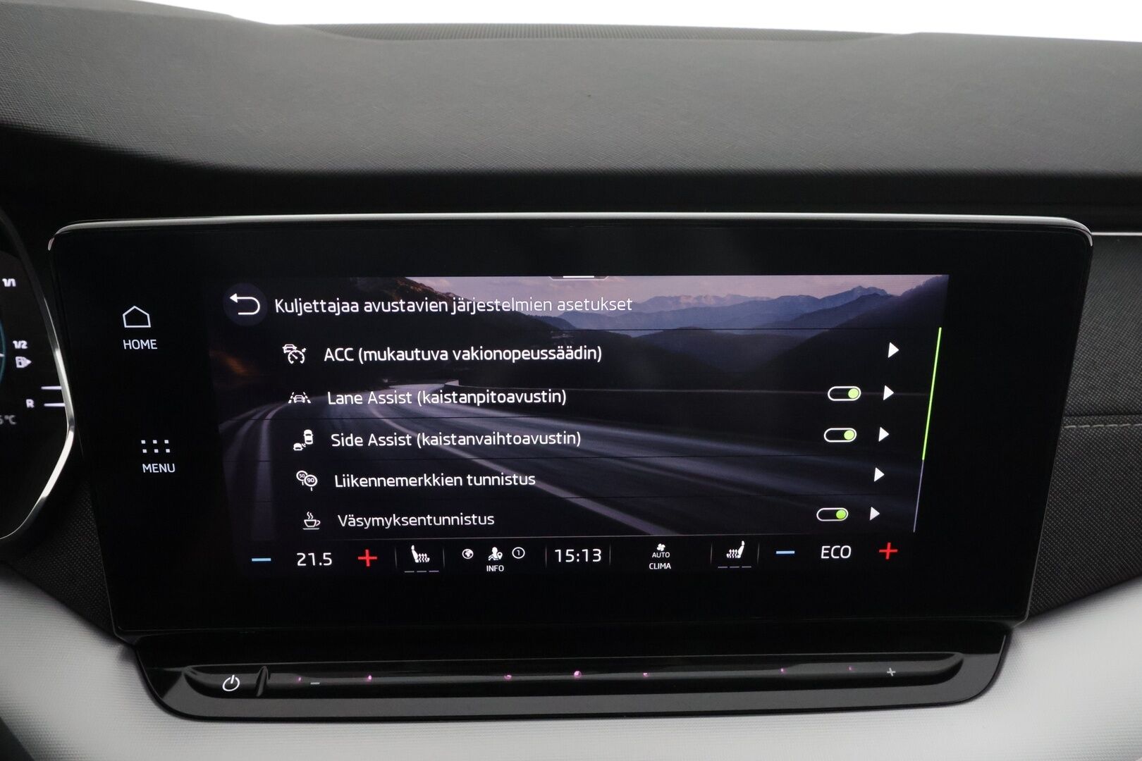 Skoda Octavia 2021 Combi 1,4 TSI PHEV Style iV DSG * Webasto / HUD / Matrix LED / Adapt.Vakkari / Peruutuskamera / Muistipenkki / Apple&Android - 1OM Suomiauto / Merkkihuollettu / Kahdet renkaat / Koti & kauppalaturi