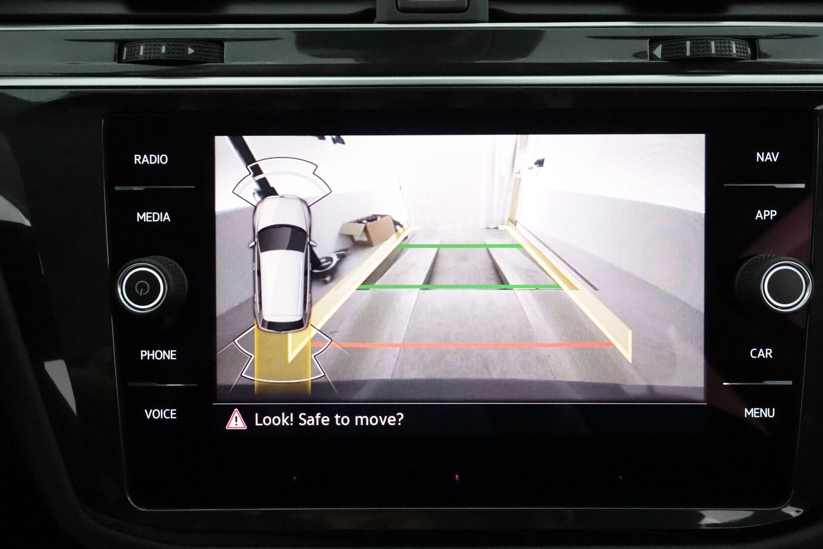 Volkswagen Tiguan 2021 Style 1,5 TSI 110 kW DSG *ACC / Webasto / P.kamera / IQ.Light / Digimittaristo / Hierovat penkit* - Suomi-auto / Kahdet renkaat aluvanteilla 