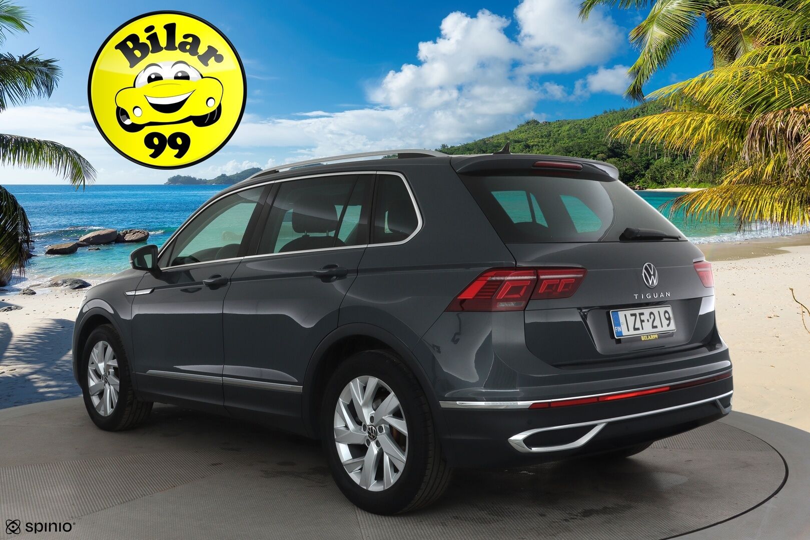 Volkswagen Tiguan 2021 Style 1,5 TSI 110 kW DSG *ACC / Webasto / P.kamera / IQ.Light / Digimittaristo / Hierovat penkit* - Suomi-auto / Kahdet renkaat aluvanteilla 