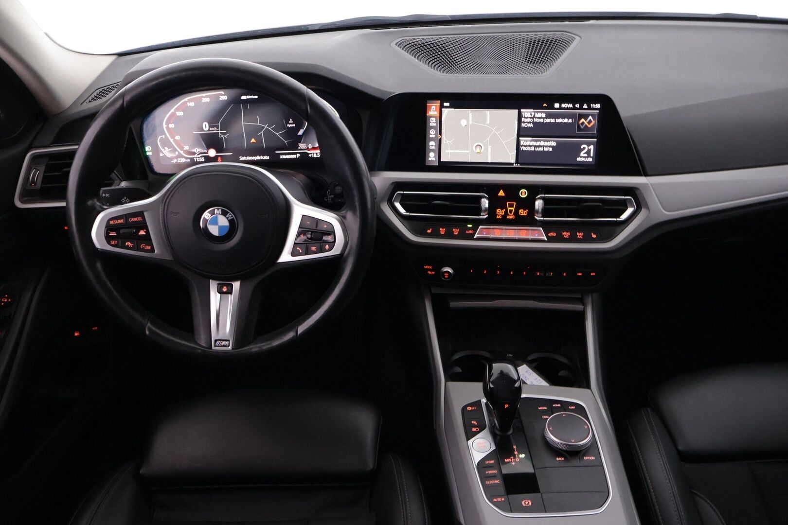 BMW 330 2021 G21 Touring 330e xDrive A Charged Edition - | ACC | H&K | Prof.Navi | P-Kamera | S-Koukku | S-Luukku | Sporttipenkit | Digimittari | Tutkat | Apple&Android |