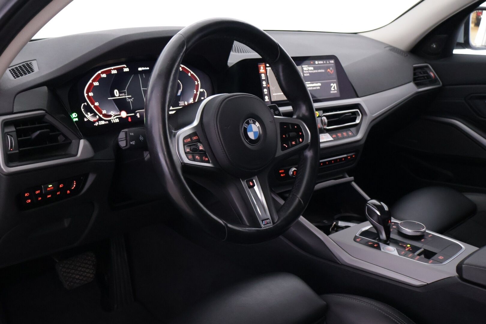 BMW 330 2021 G21 Touring 330e xDrive A Charged Edition - | ACC | H&K | Prof.Navi | P-Kamera | S-Koukku | S-Luukku | Sporttipenkit | Digimittari | Tutkat | Apple&Android |