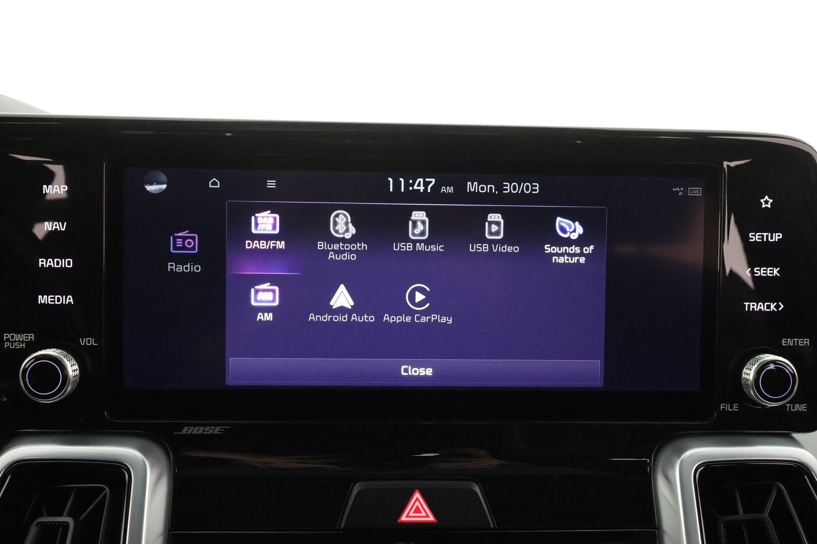 Kia Sorento 2021 1,6 T-GDI Hybrid AWD Business AT 7P * SCC / Koukku / Lohko / HUD / Panorama / 360-kamera / Bose / Muistipenkki * - Merkkihuollettu / Kahdet Renkaat