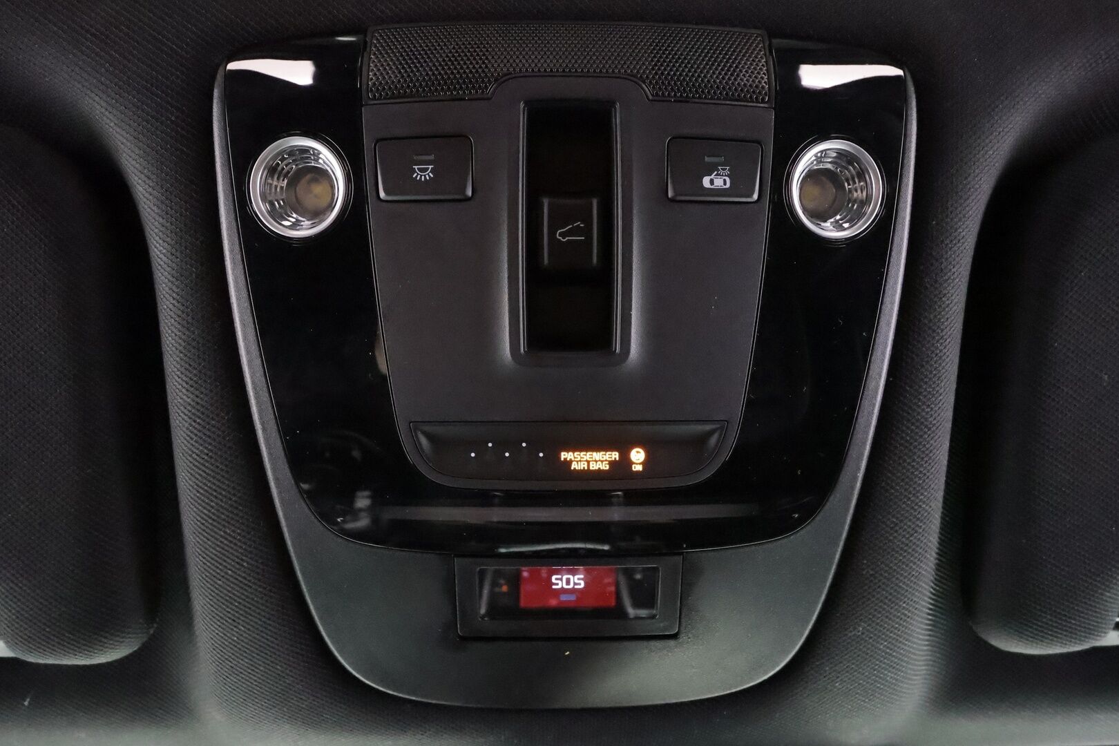 Kia Sorento 2021 1,6 T-GDI Hybrid AWD Business AT 7P * SCC / Koukku / Lohko / HUD / Panorama / 360-kamera / Bose / Muistipenkki * - Merkkihuollettu / Kahdet Renkaat