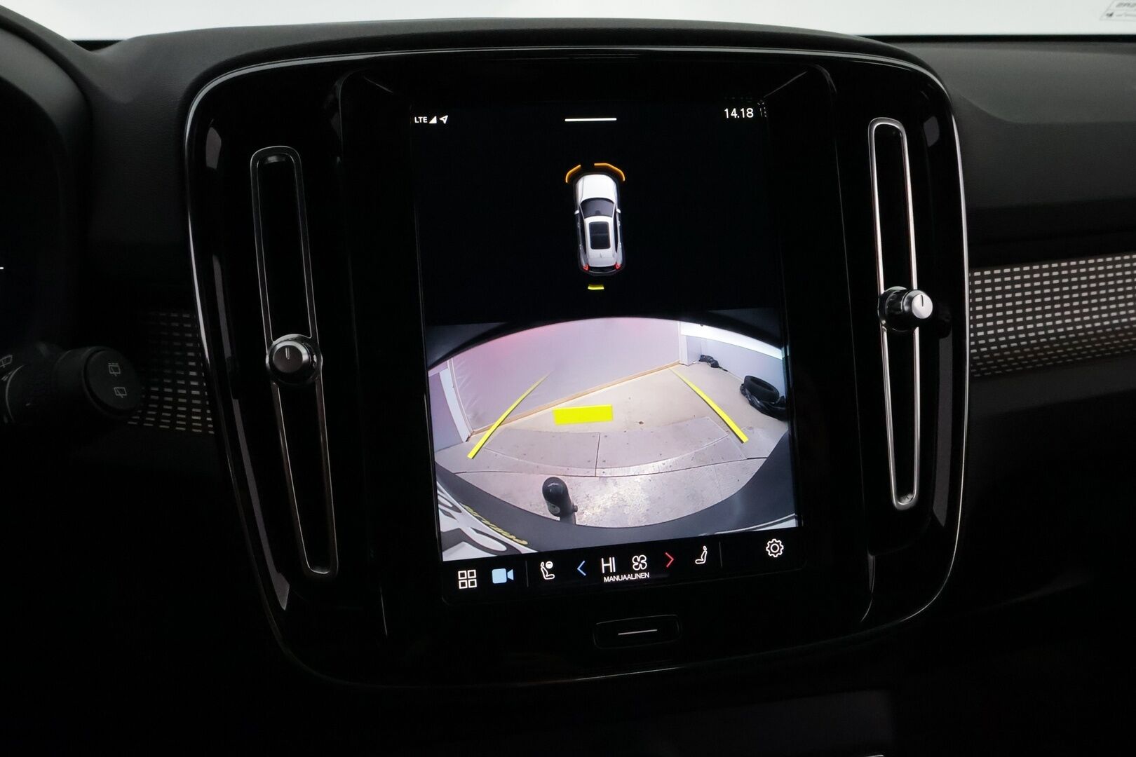 Volvo XC40 2022 Recharge Plus aut * Lämpöpumppu / Vetokoukku / Adapt.Vakkari / Peruutuskamera / Full LED / BLIS / Puolinahkasisusta - Facelift / Merkkihuollot / Juuri tullut Tampereelle!