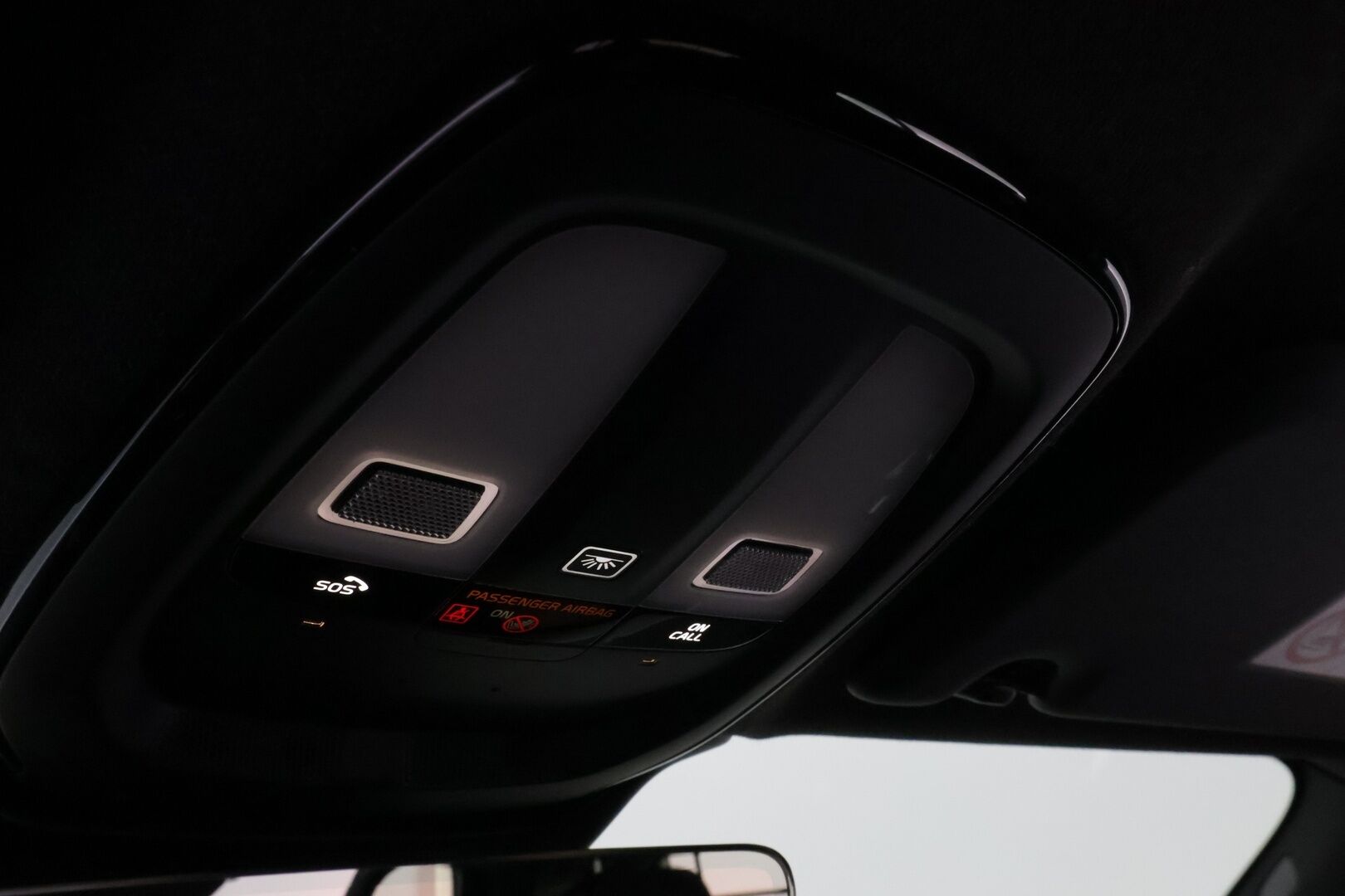 Volvo XC40 2022 Recharge Plus aut * Lämpöpumppu / Vetokoukku / Adapt.Vakkari / Peruutuskamera / Full LED / BLIS / Puolinahkasisusta - Facelift / Merkkihuollot / Juuri tullut Tampereelle!