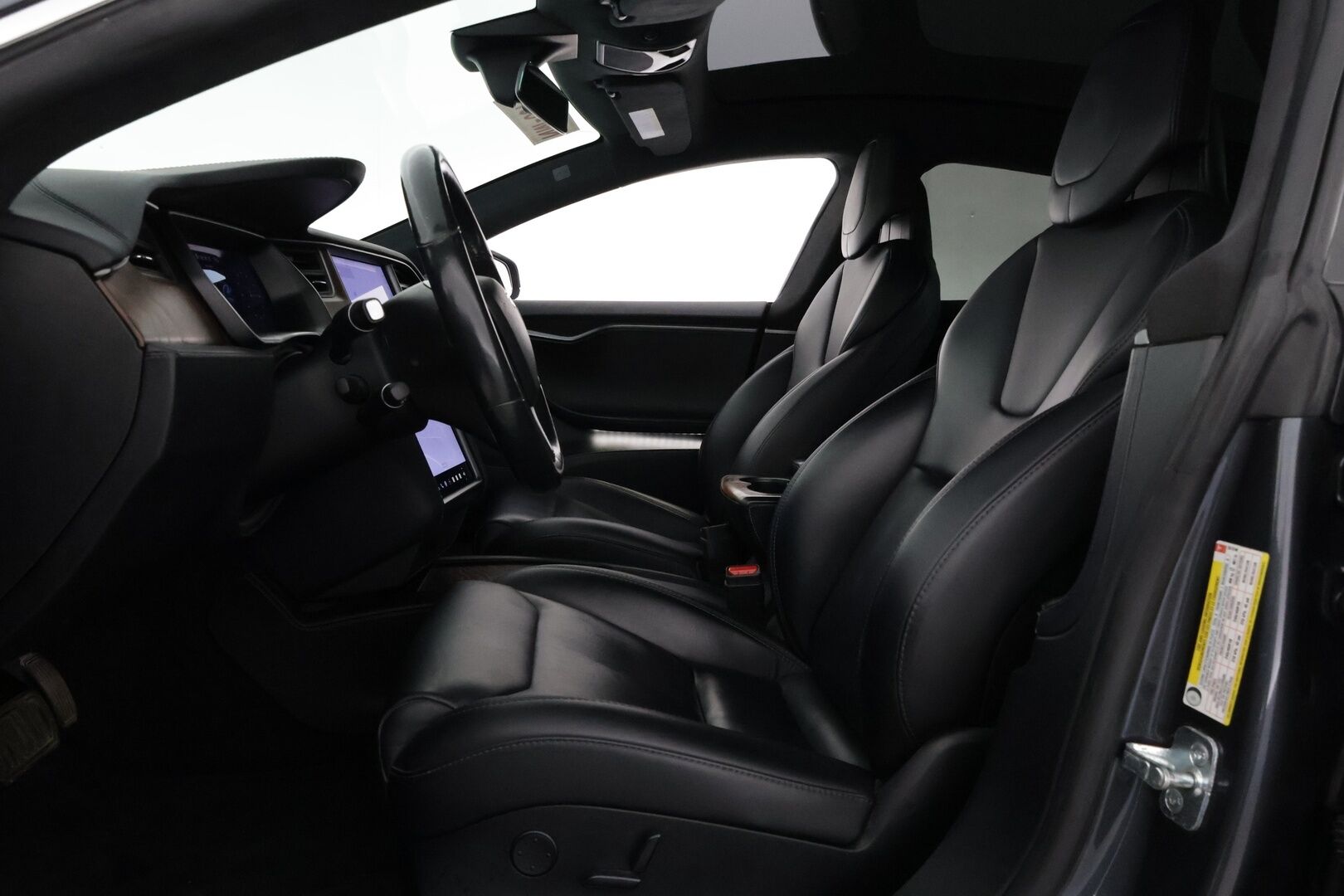 TESLA MODEL S 2020 Long Range AWD Raven *Autopilot / Ilma-alusta / Premium Audio / P-kamera / Lasikatto/ KeylessGo /* - 3,99 % KORKOTARJOUS TÄHÄN AUTOON - *ALV-vähennyskelpoinen / 2x vanteet*