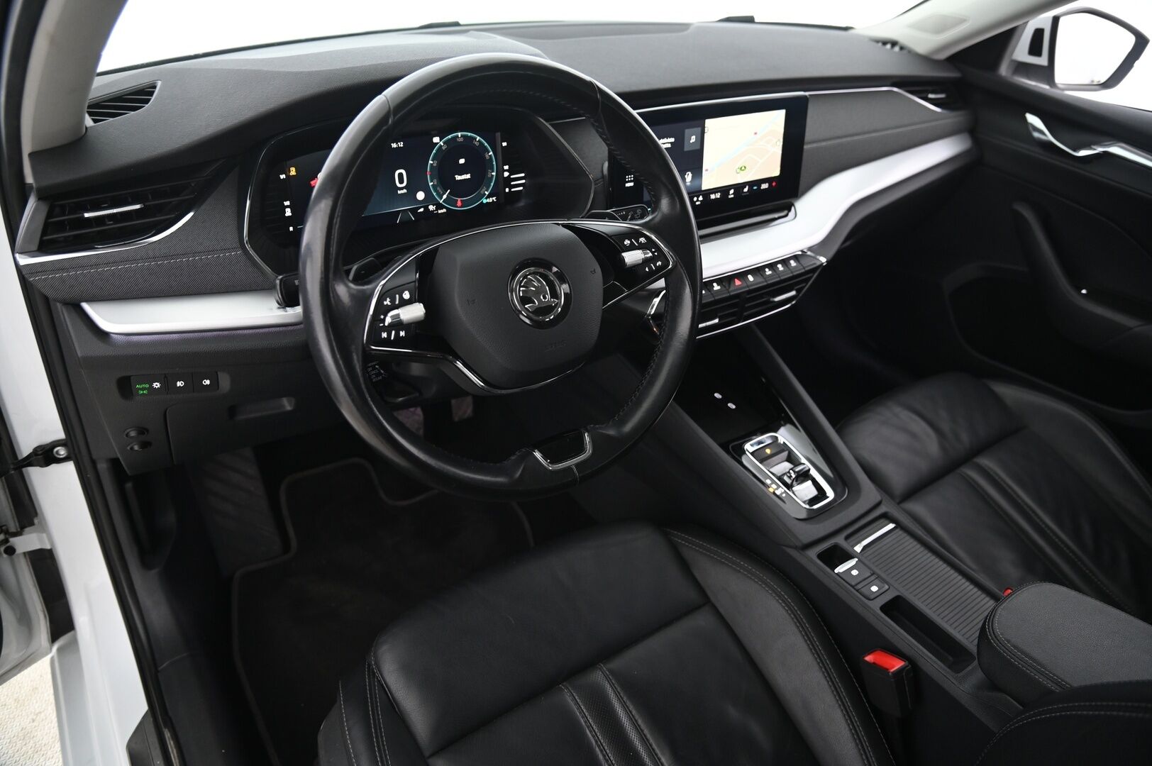 Skoda Octavia 2021 Combi 1,5 TSI G-TEC Style DSG Autom. - Adap.vakkari | Webasto | S-Luukku | Nahkasisusta | Blis | Ratinlämmitin